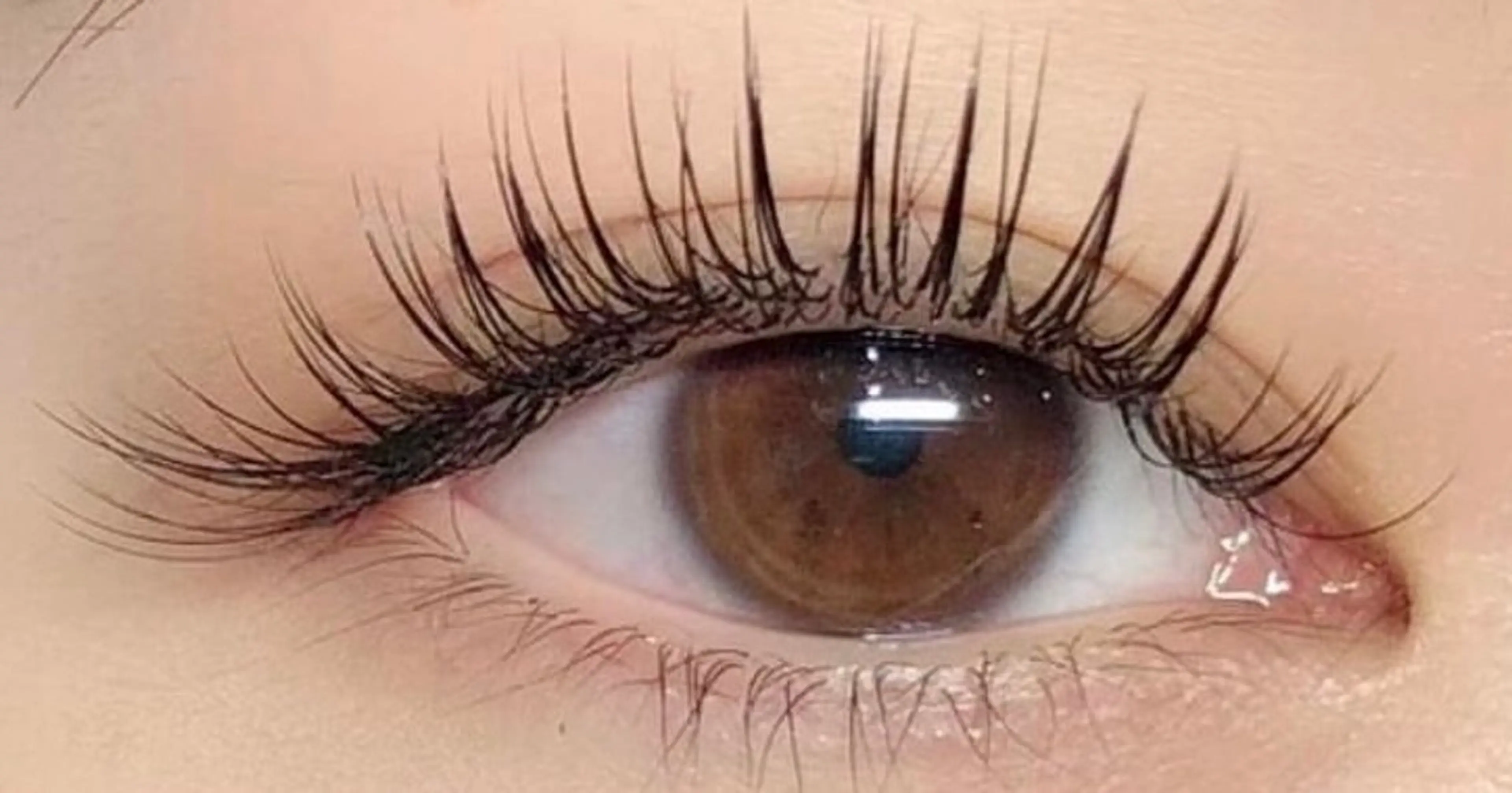 マツエク・マツパ フラットラッシュ Trinity staffのネイルデザイン