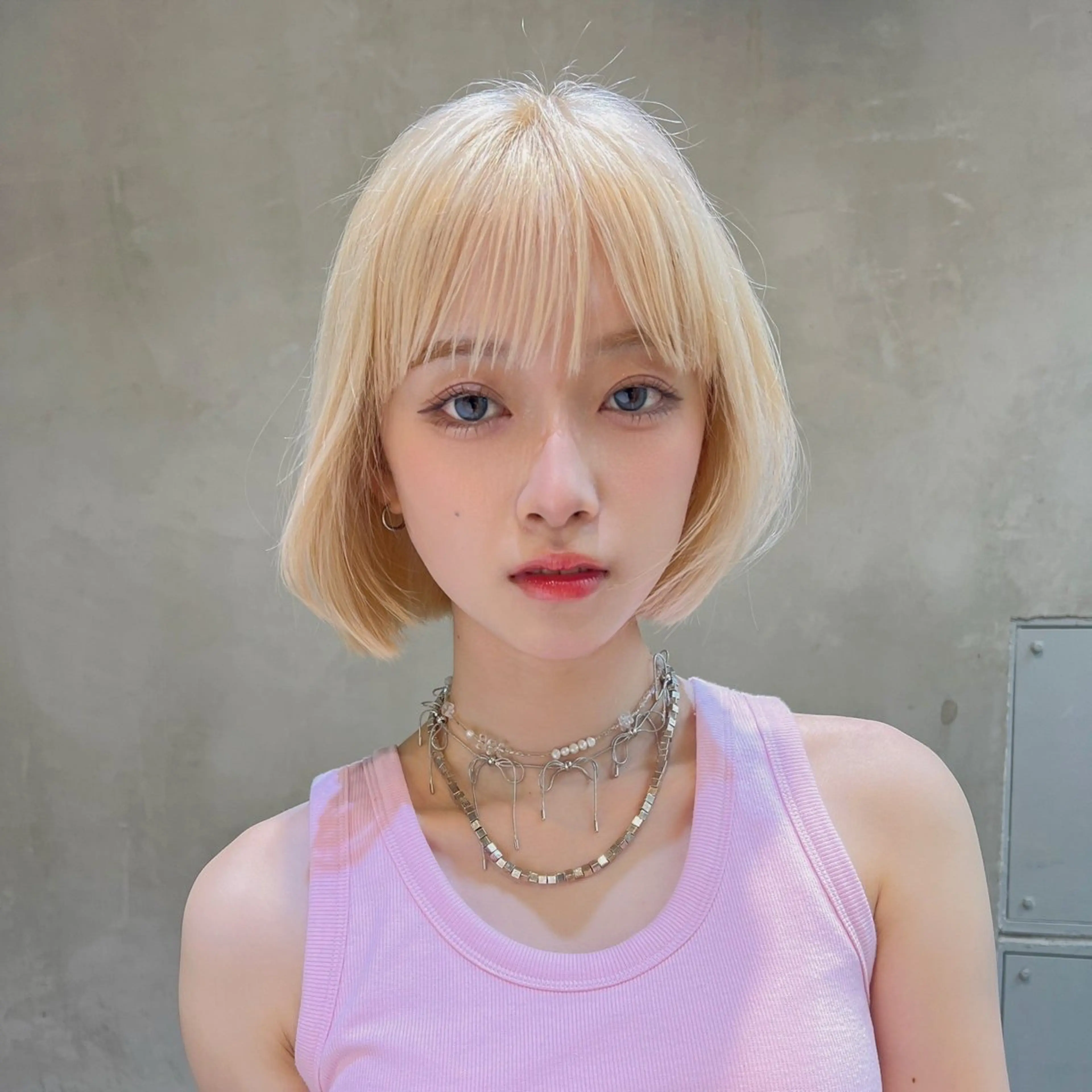 ショート カラー ブリーチ 透明感カラー ハイトーンカラー ボブ ⚜️ブリーチ× 透明感✨Hayatoのヘアスタイル