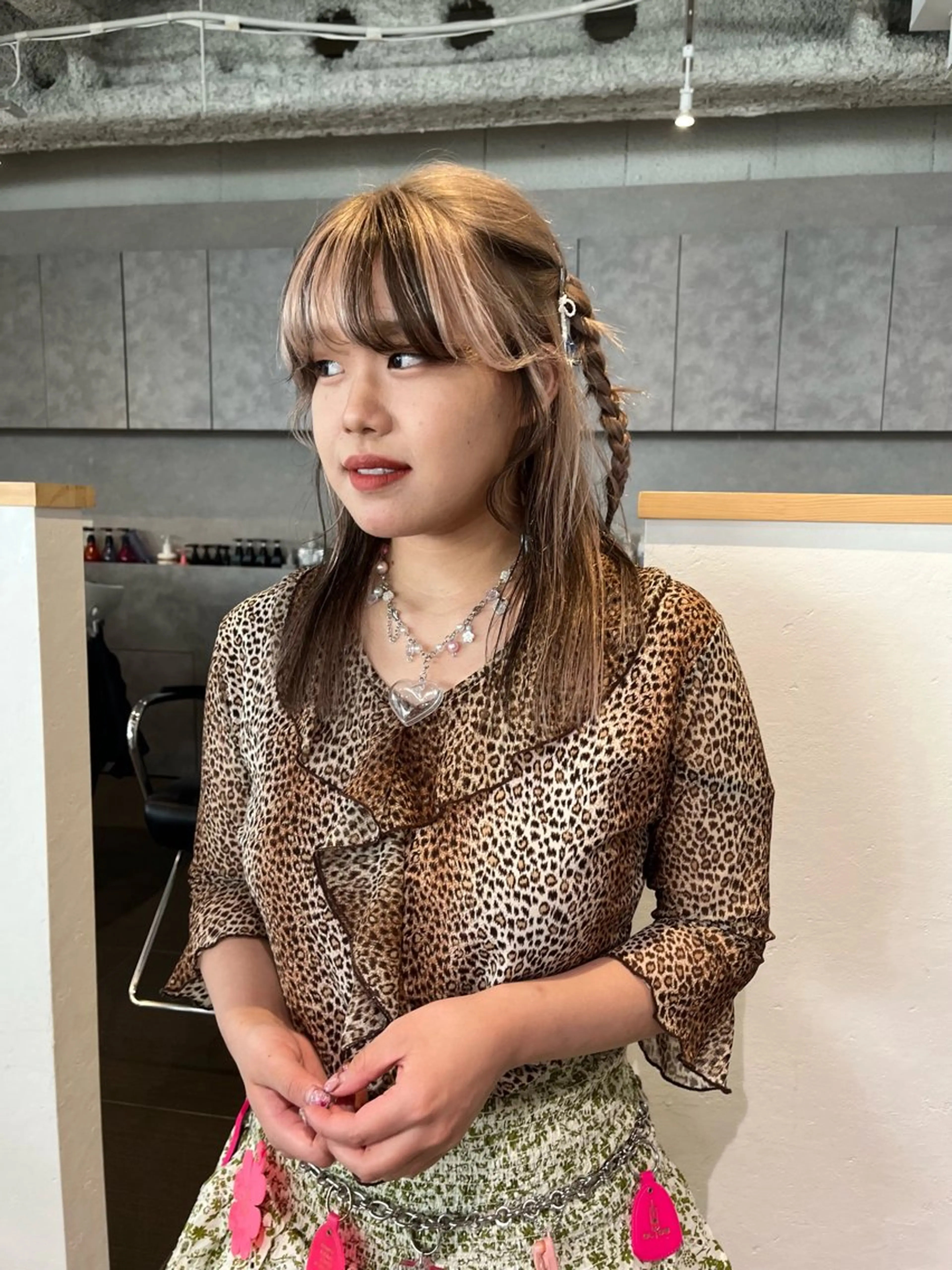 セミロング カラー ベージュカラー ブリーチ ブラウンカラー ケアブリーチ デザインカラー ヘアカラー トリートメント ショート/パーマ/ カラー/FUKOのヘアスタイル