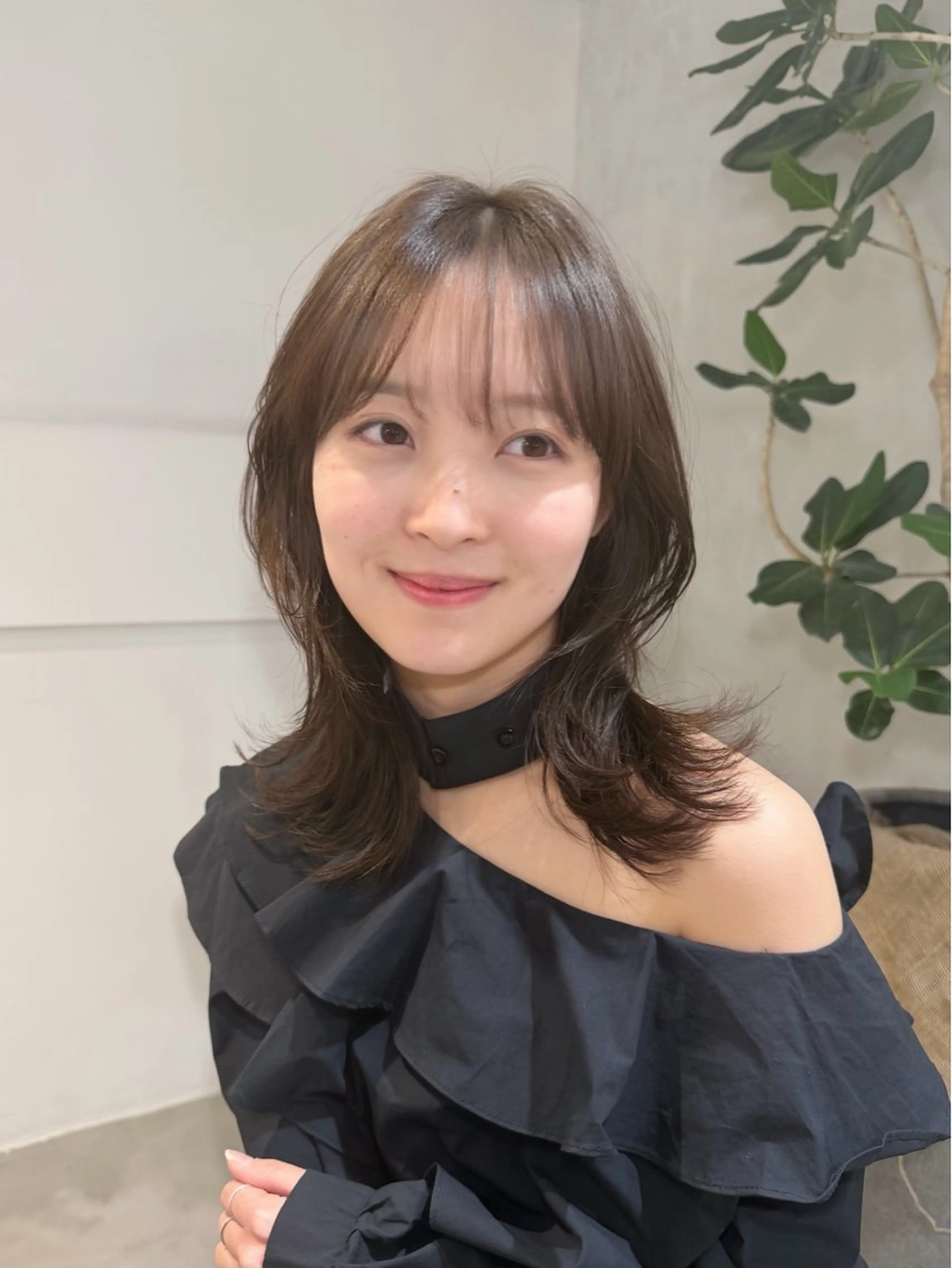 ミディアム カラー SAKI 新宿のヘアスタイル