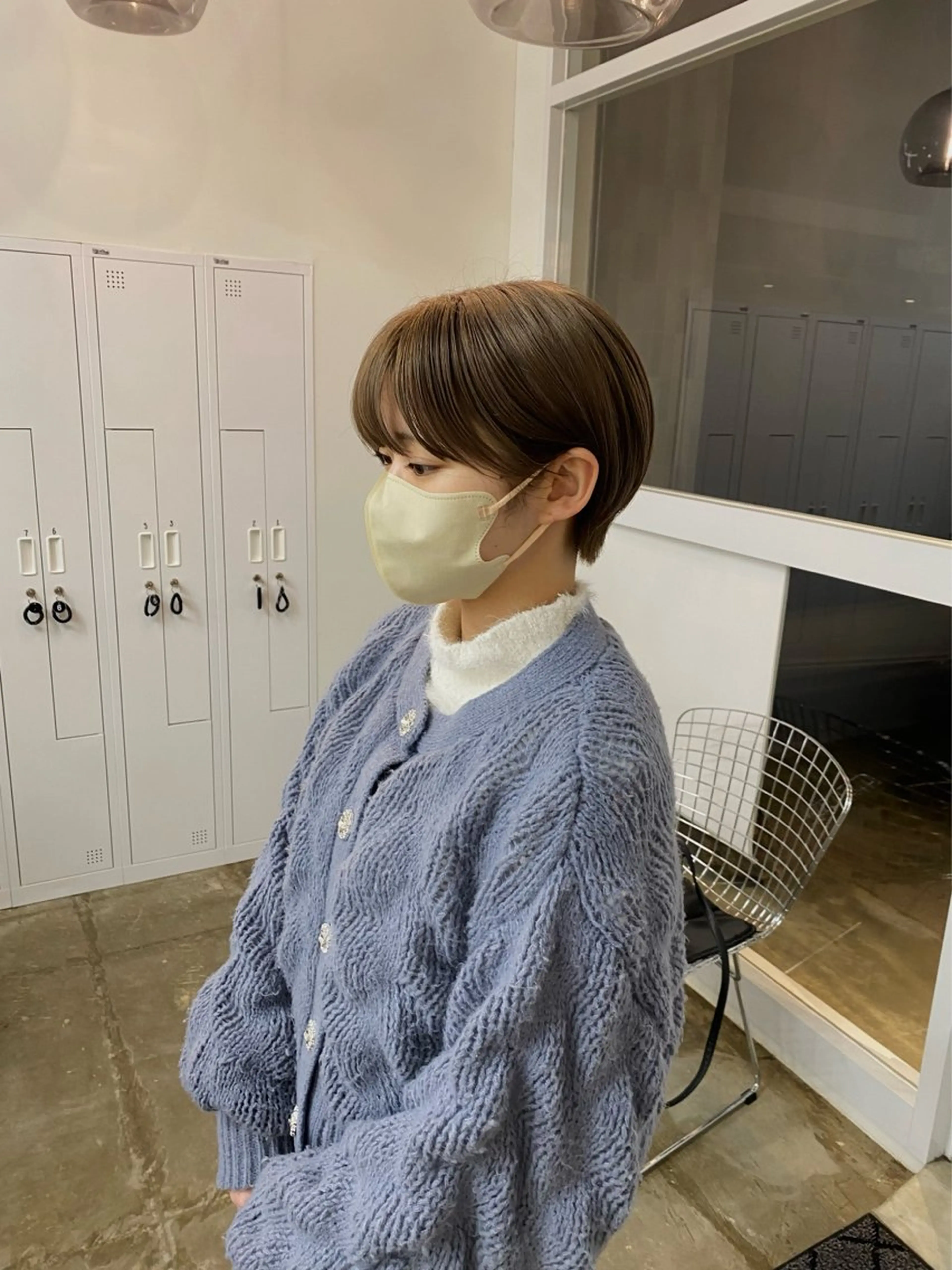 ショート カラー ベージュカラー ブリーチ ダブルカラー ショートヘア サトウ リョウのヘアスタイル