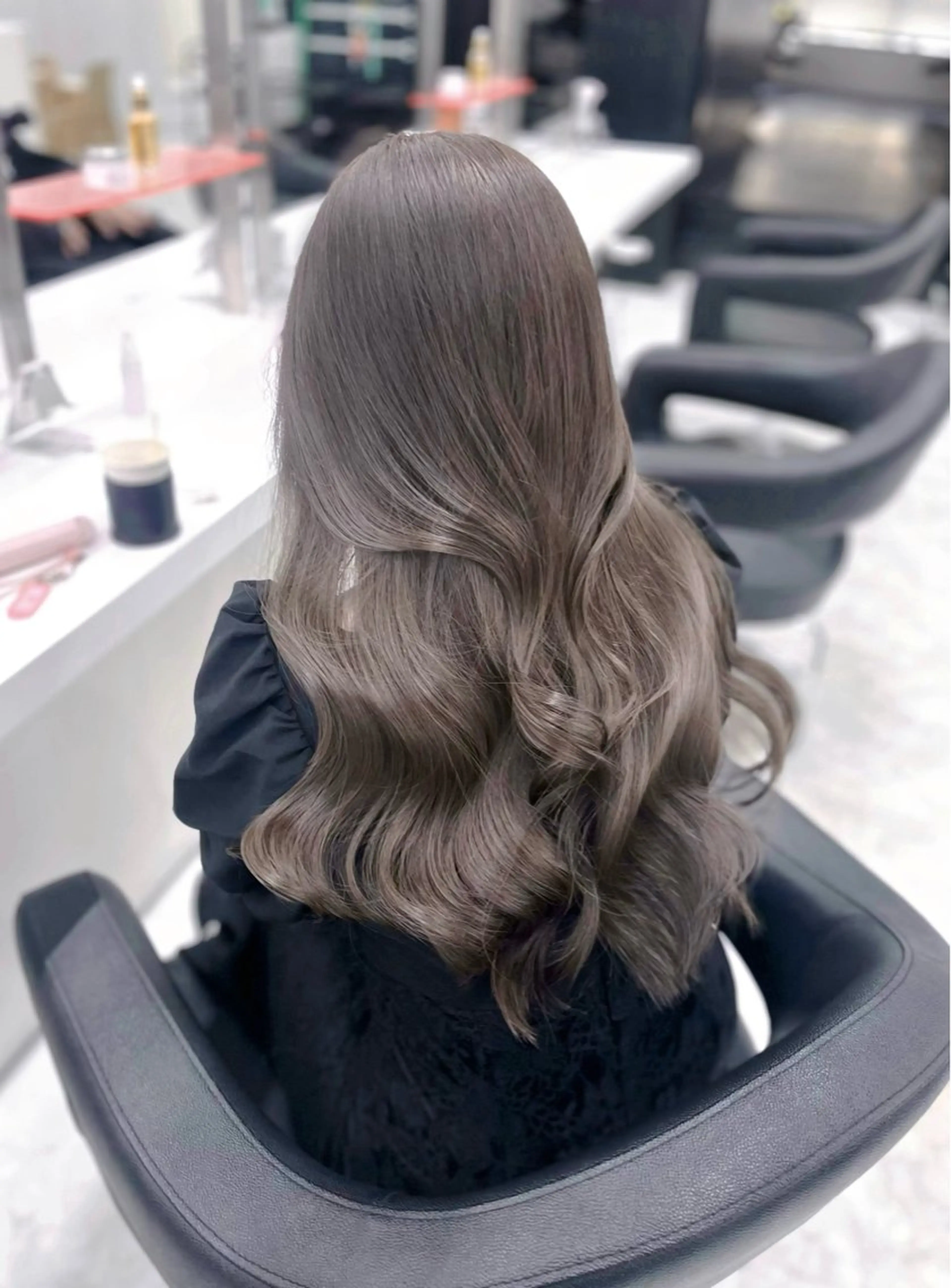 ミディアム カラー ヘアアレンジ ハッシュカット/レイ ヤーカットArataのヘアスタイル