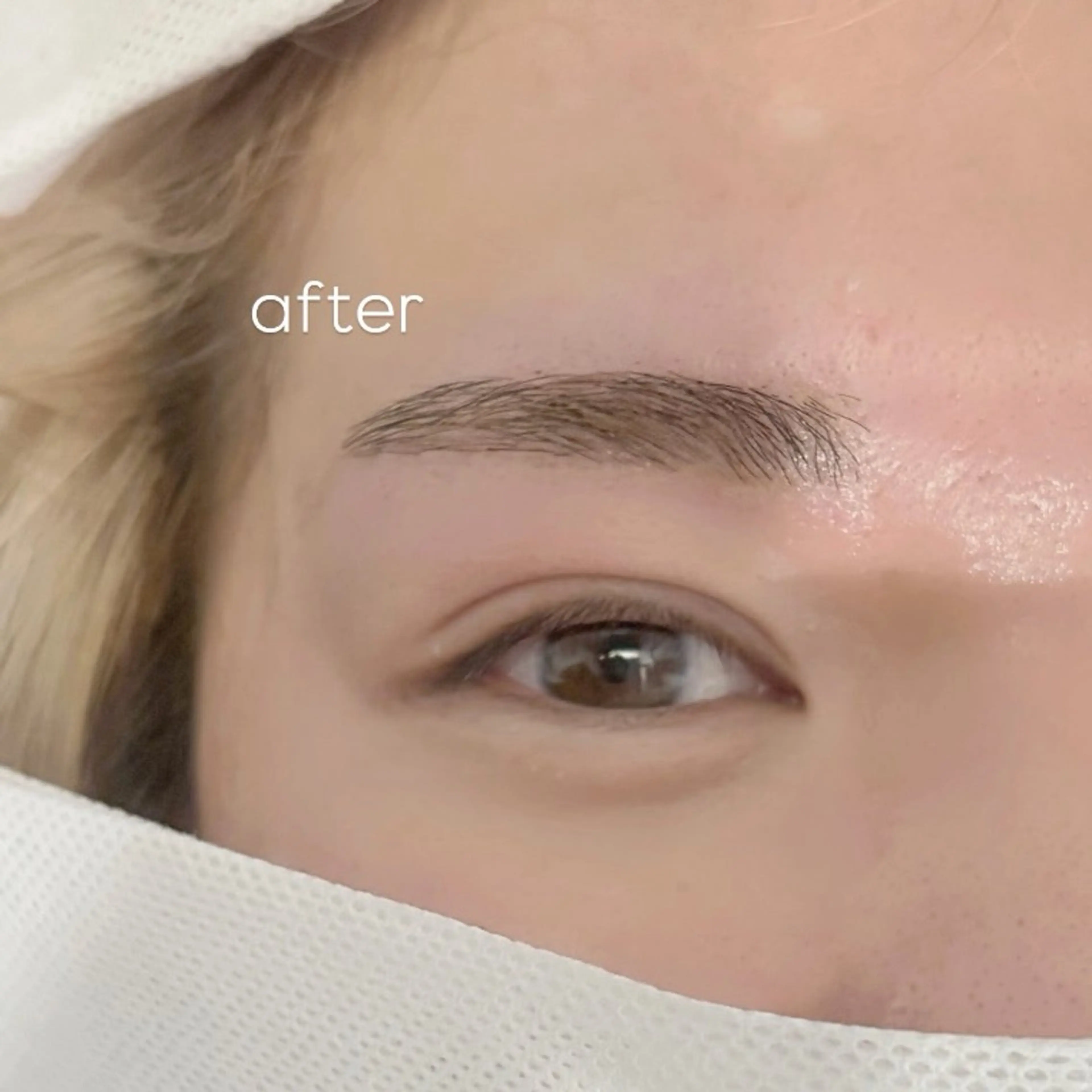 眉ワックスの写真