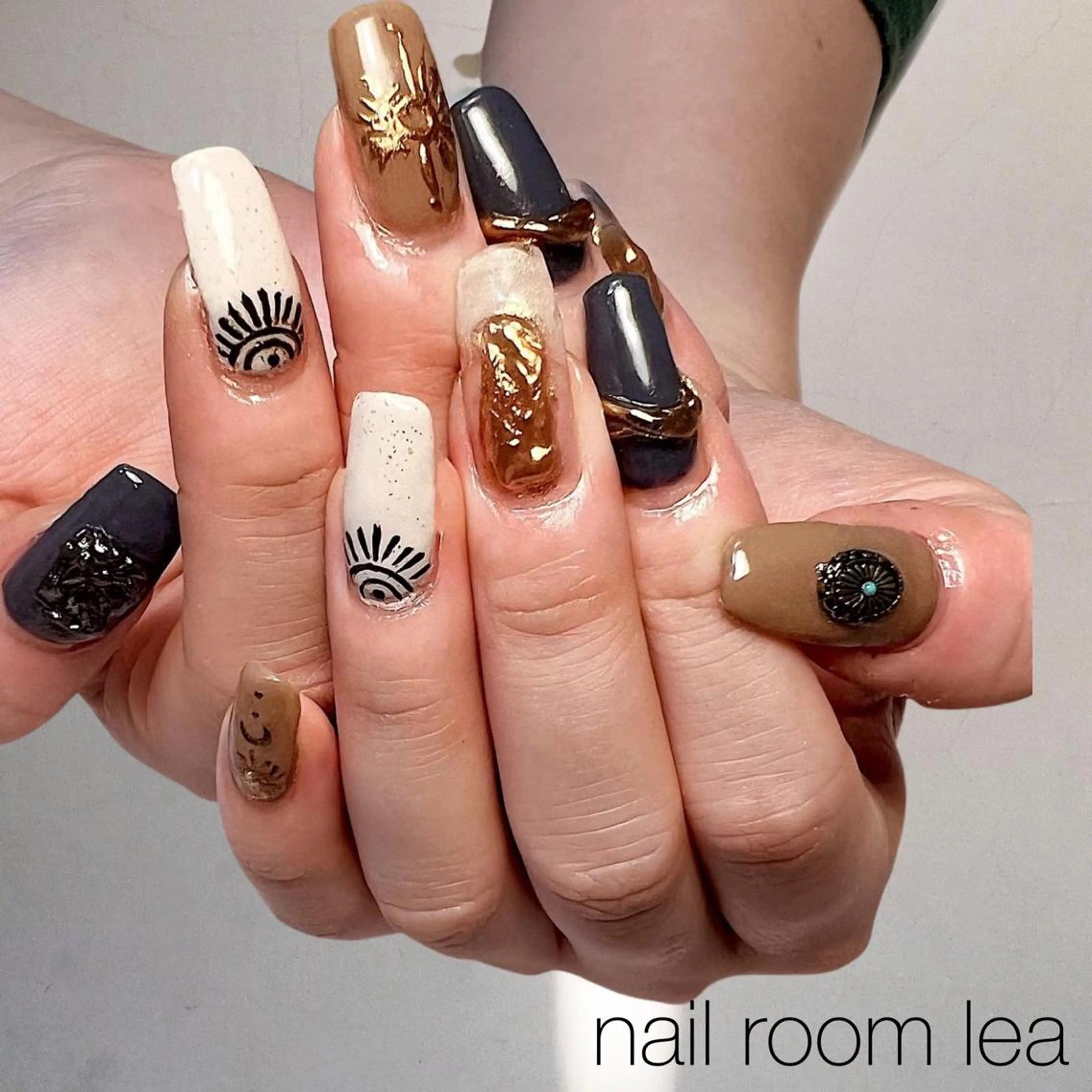 ネイル ハンドネイル ハンドケア nailroom leaのネイルデザイン