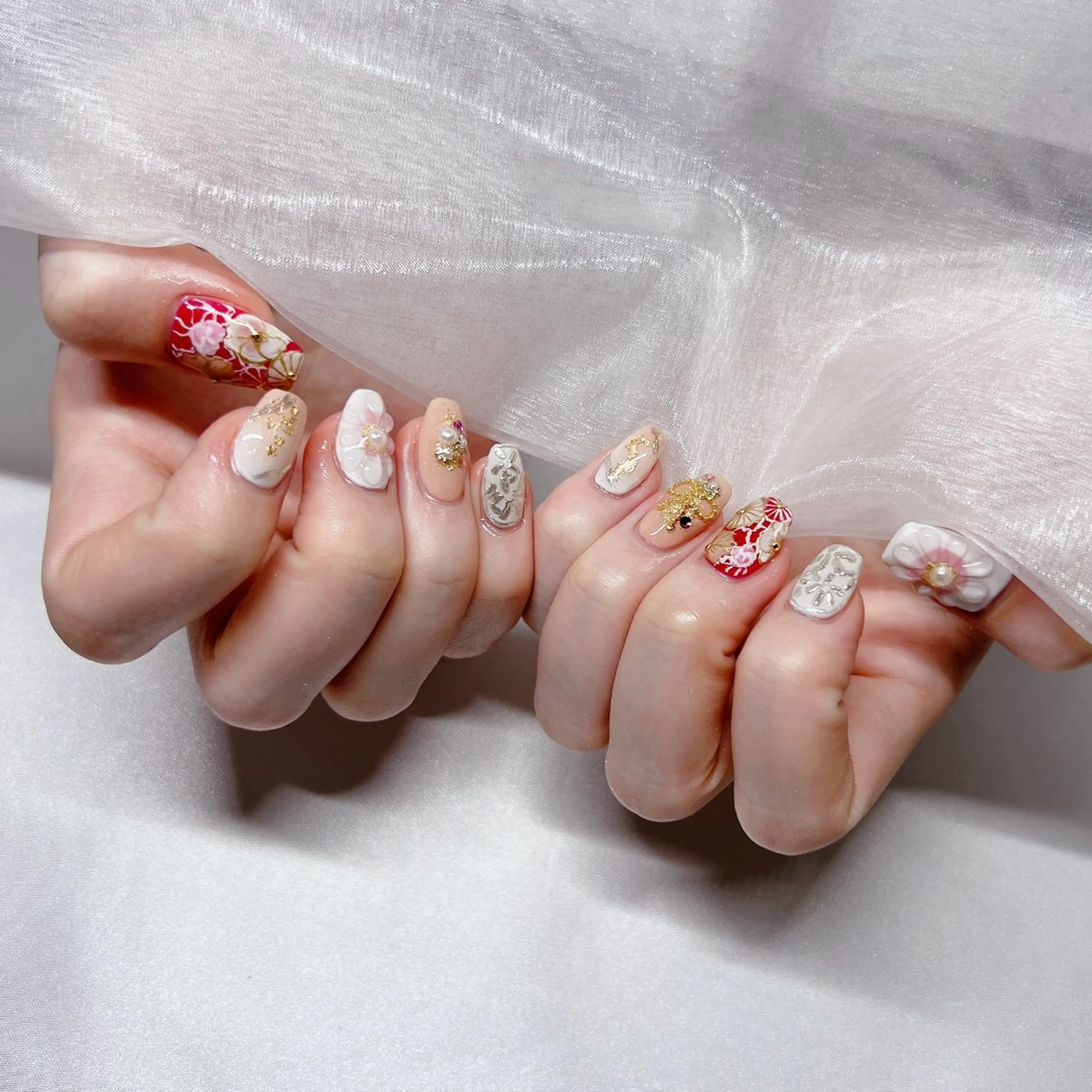 ネイル ジェルネイル 韓国ネイル ラメ(グリッター) マグネットネイル 持ち込み ハンドネイル nail salon Rewardのネイルデザイン