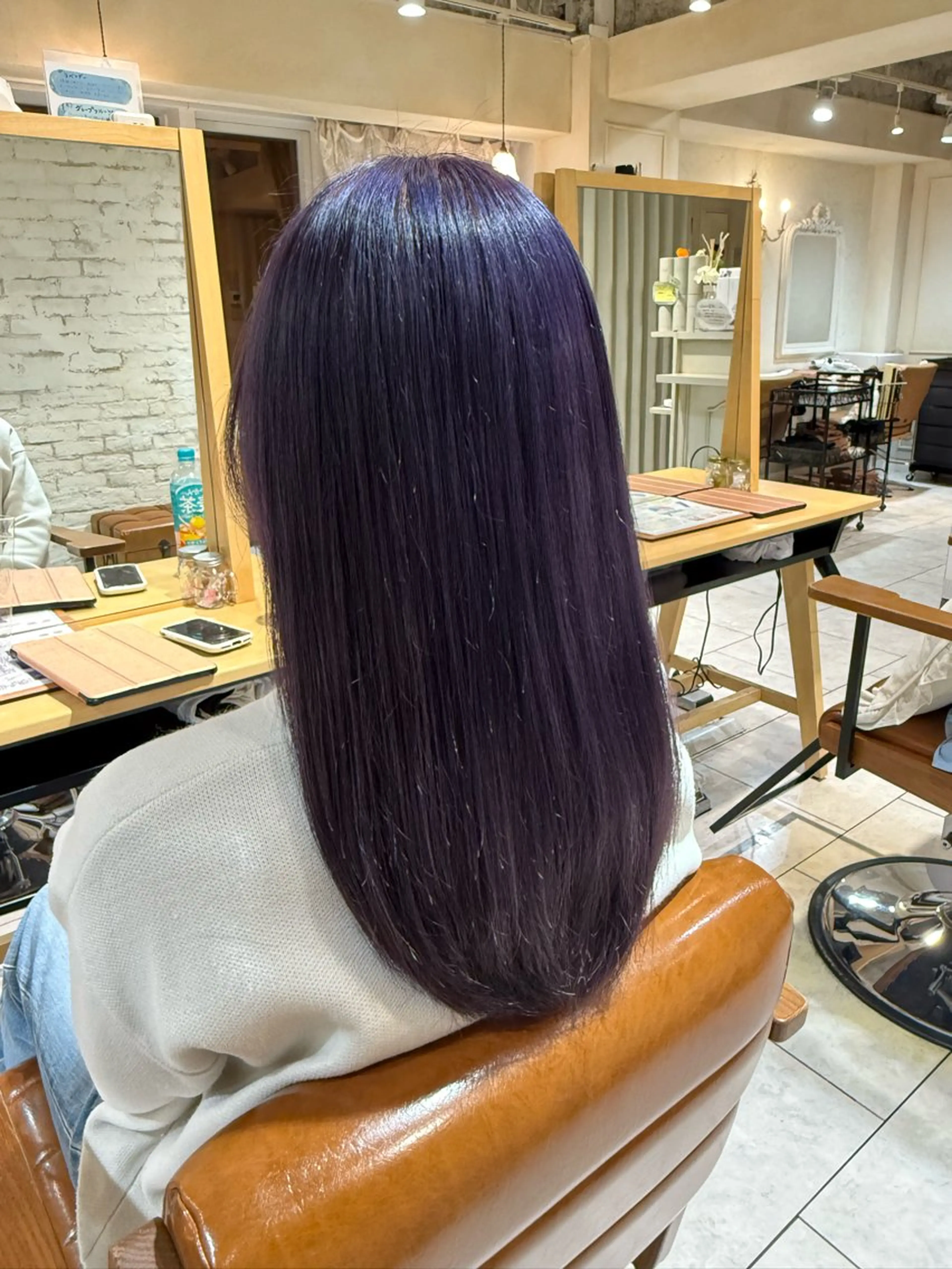 セミロング カラー ブリーチ ラベンダーカラー 山口 ななみのヘアスタイル