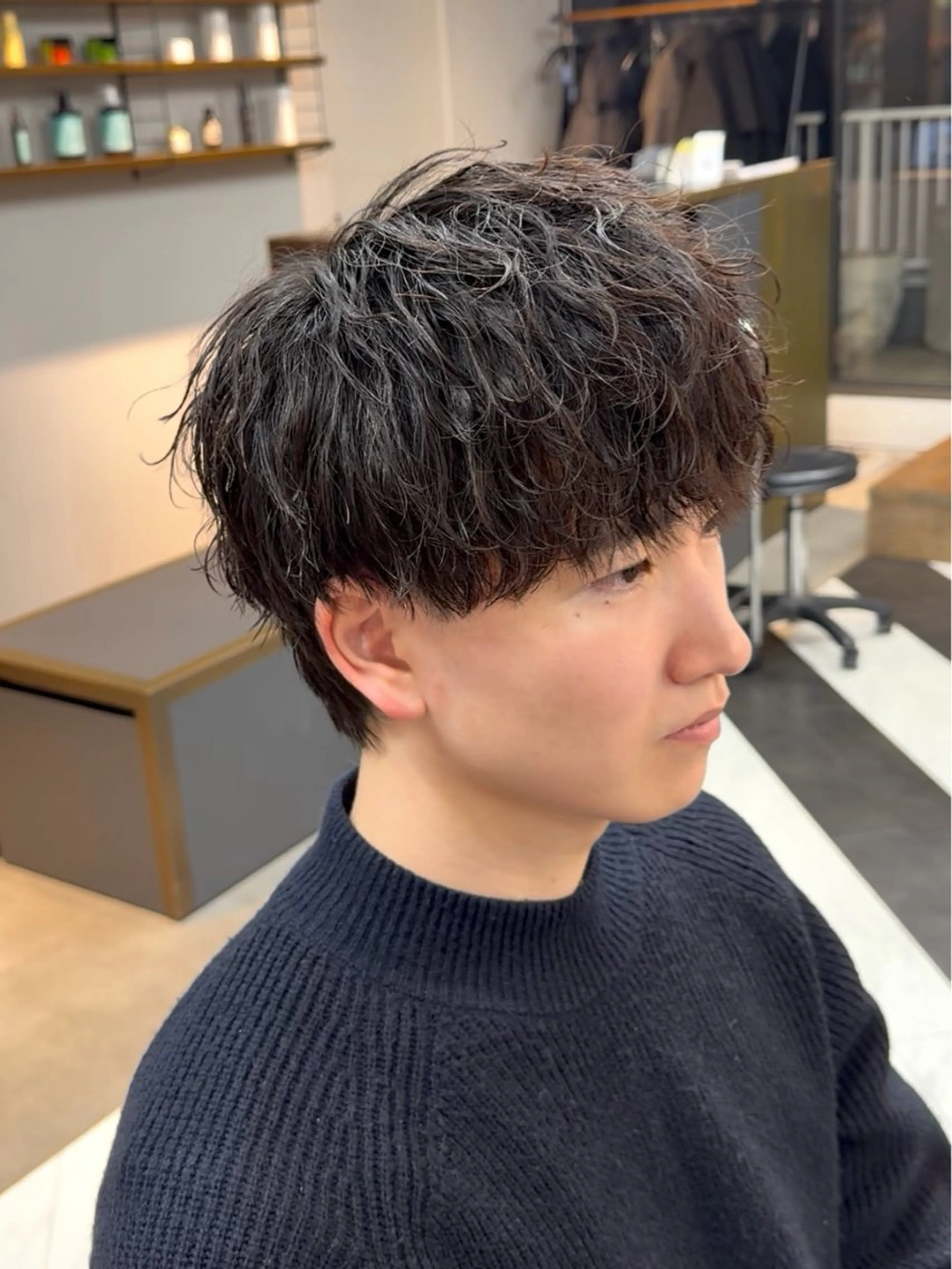 ショート カラー パーマ ヘアアレンジ メンズ カット パーマ ヘアセット 伊藤 陸のヘアスタイル