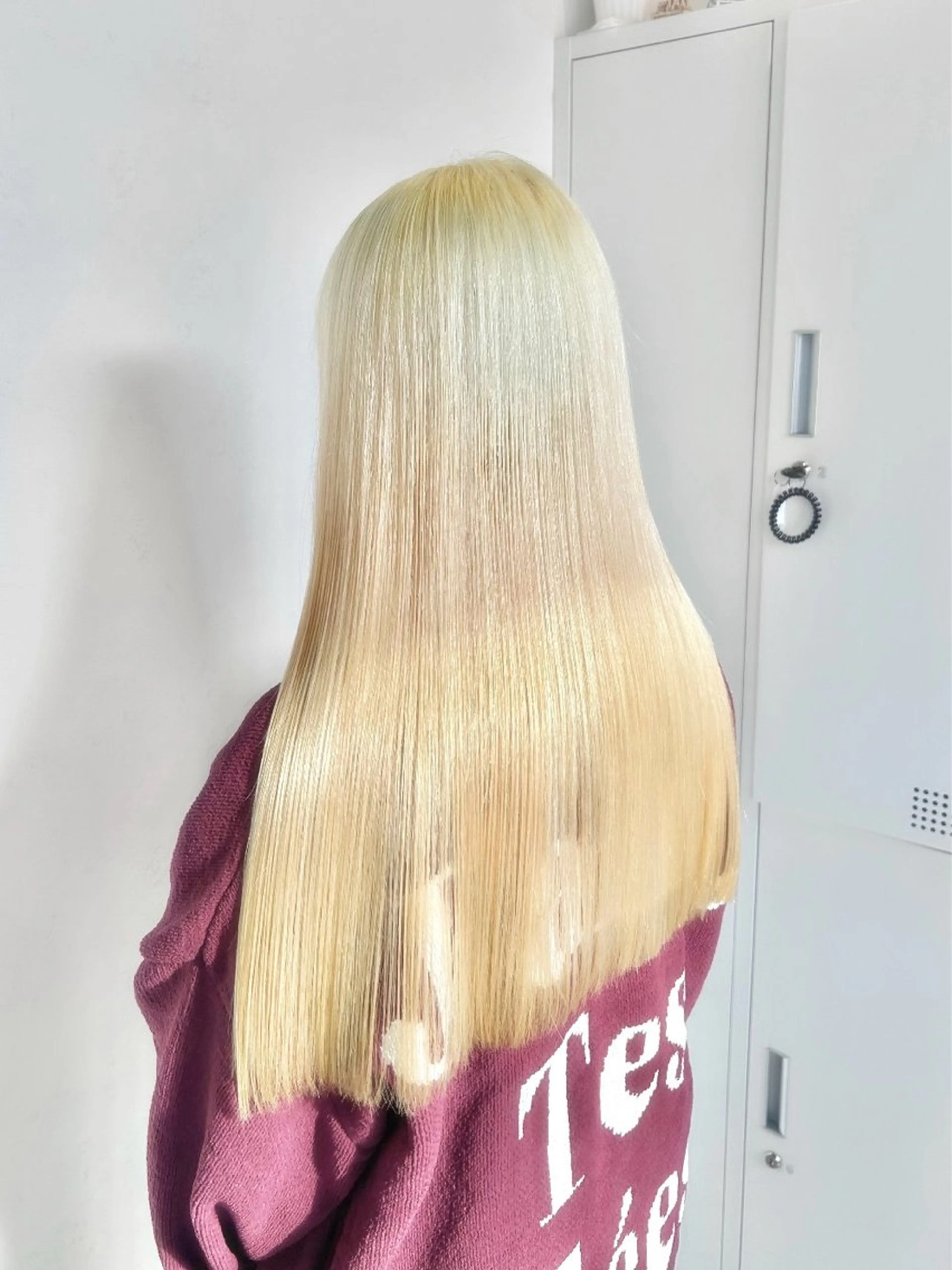 ロング カラー 抜きっぱなしブロンド ブロンド カット ヘアカラー トリートメント 艶カラー/レイヤー/ ハイトーン/まなみのヘアスタイル