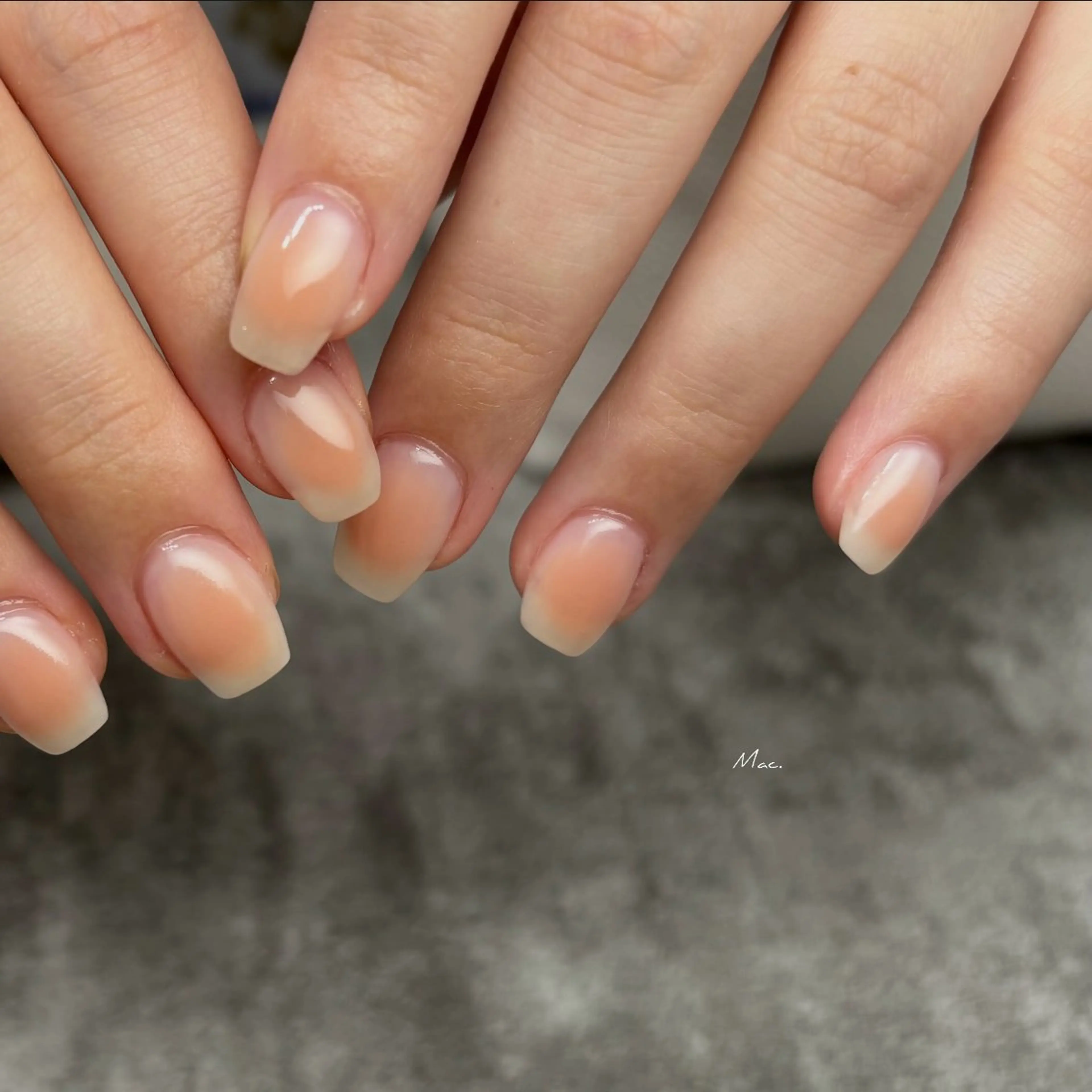 ネイル ハンドネイル atelier mac.のネイルデザイン