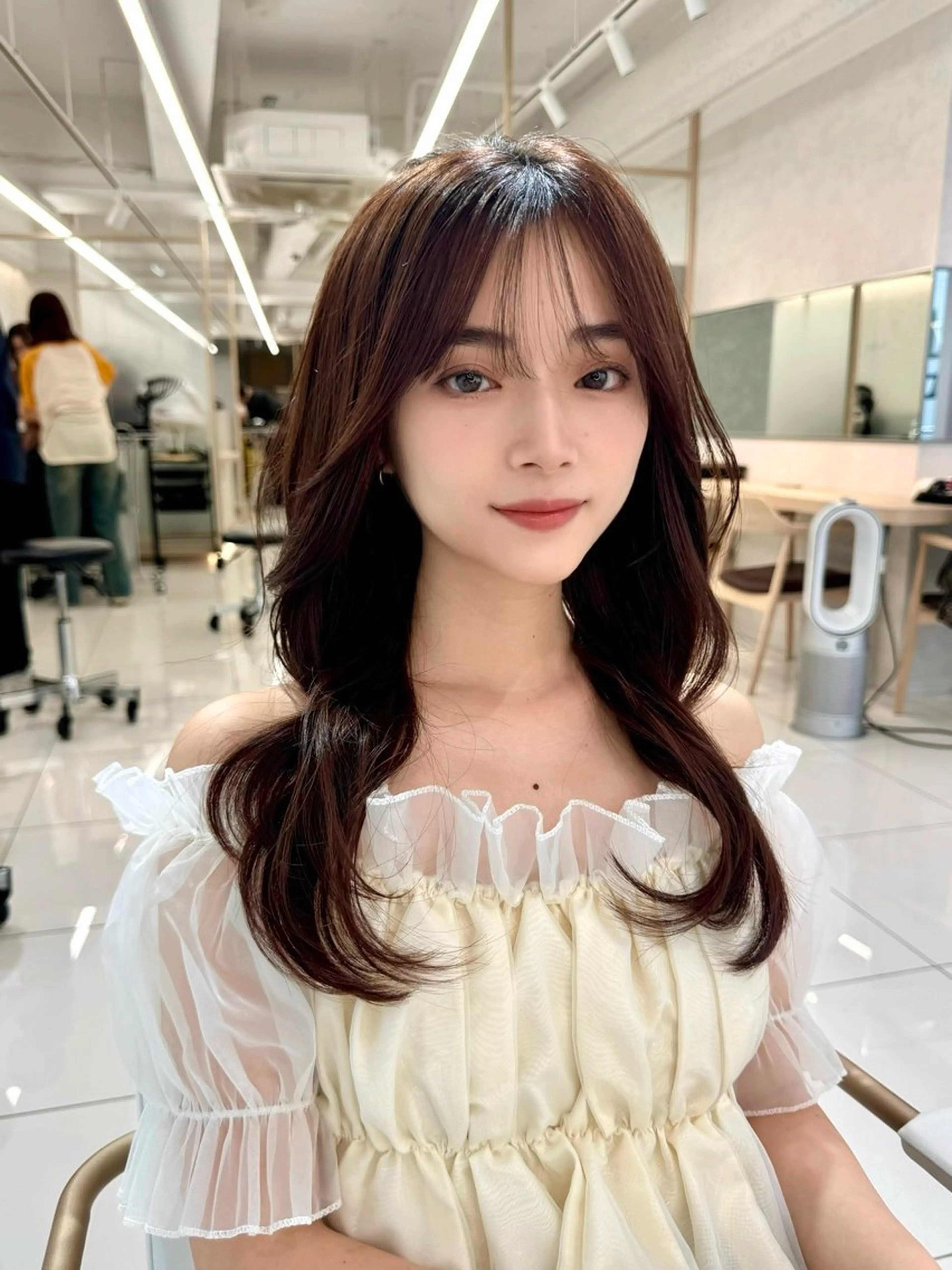 ロング 三鷹で1番ショート ボブをカットする新谷のヘアスタイル