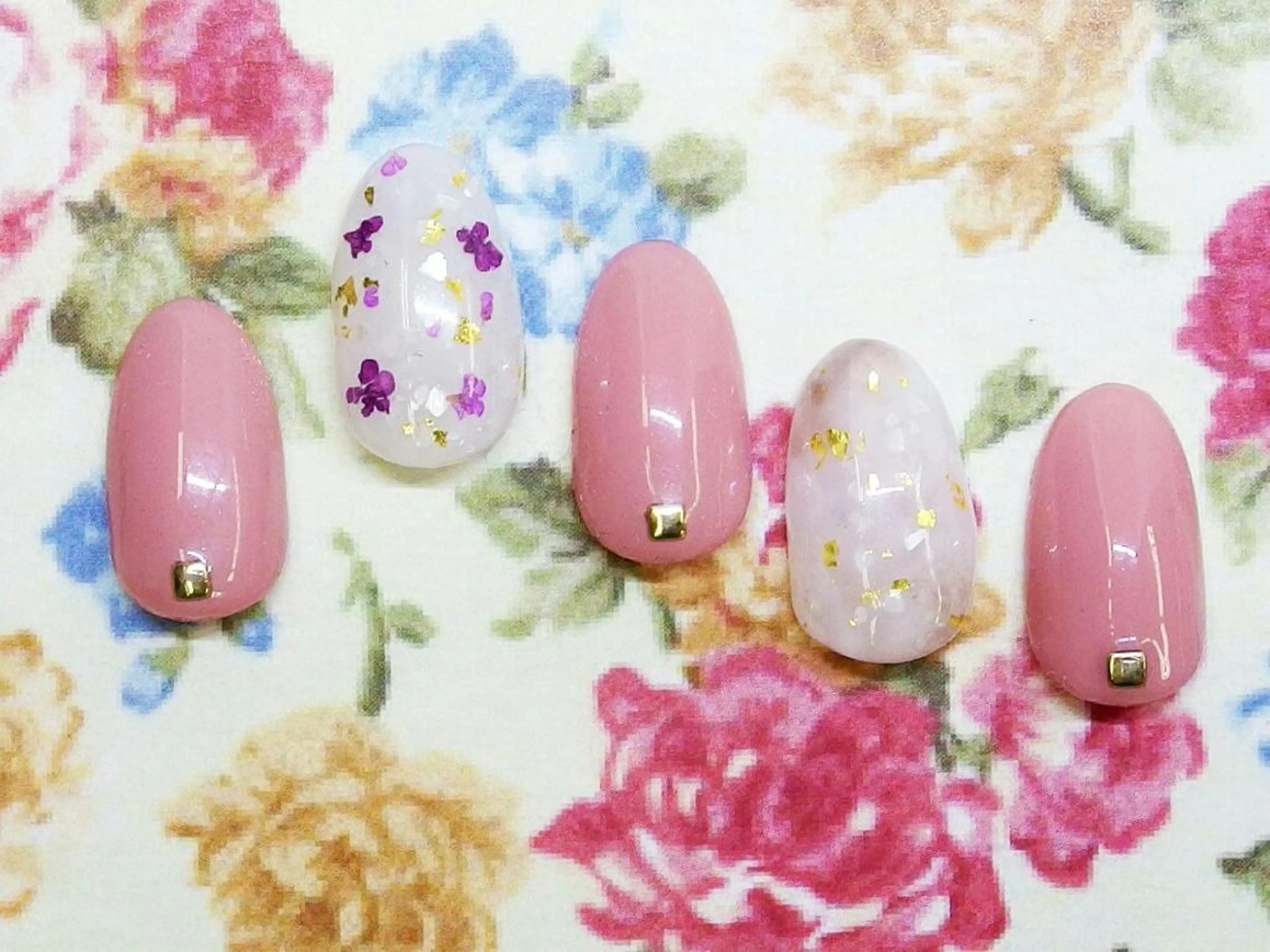 ネイル 春ネイル ティーエヌ 金山駅東口店のネイルデザイン