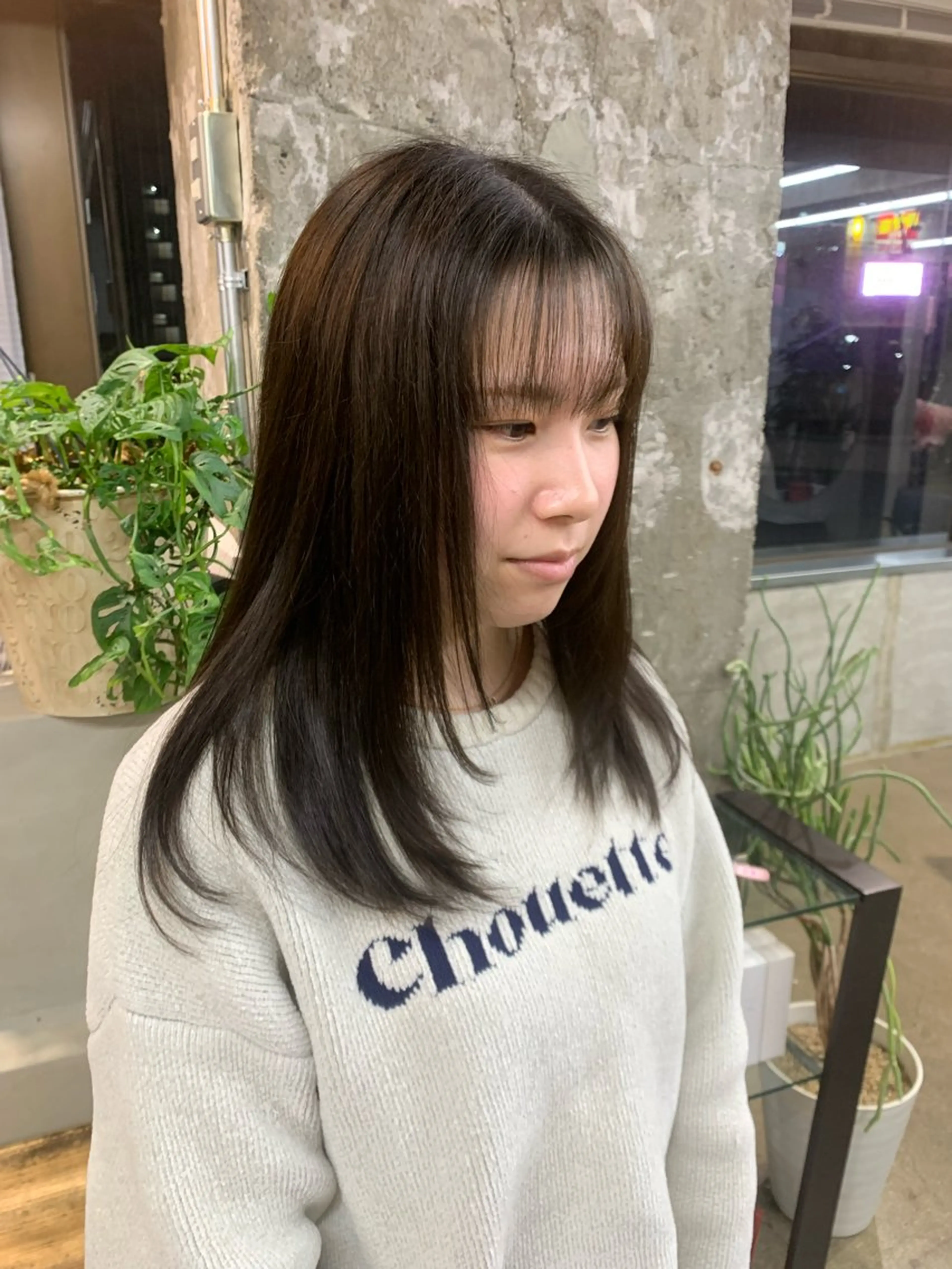 カラー ベージュカラー ニシタニ コハルのヘアスタイル