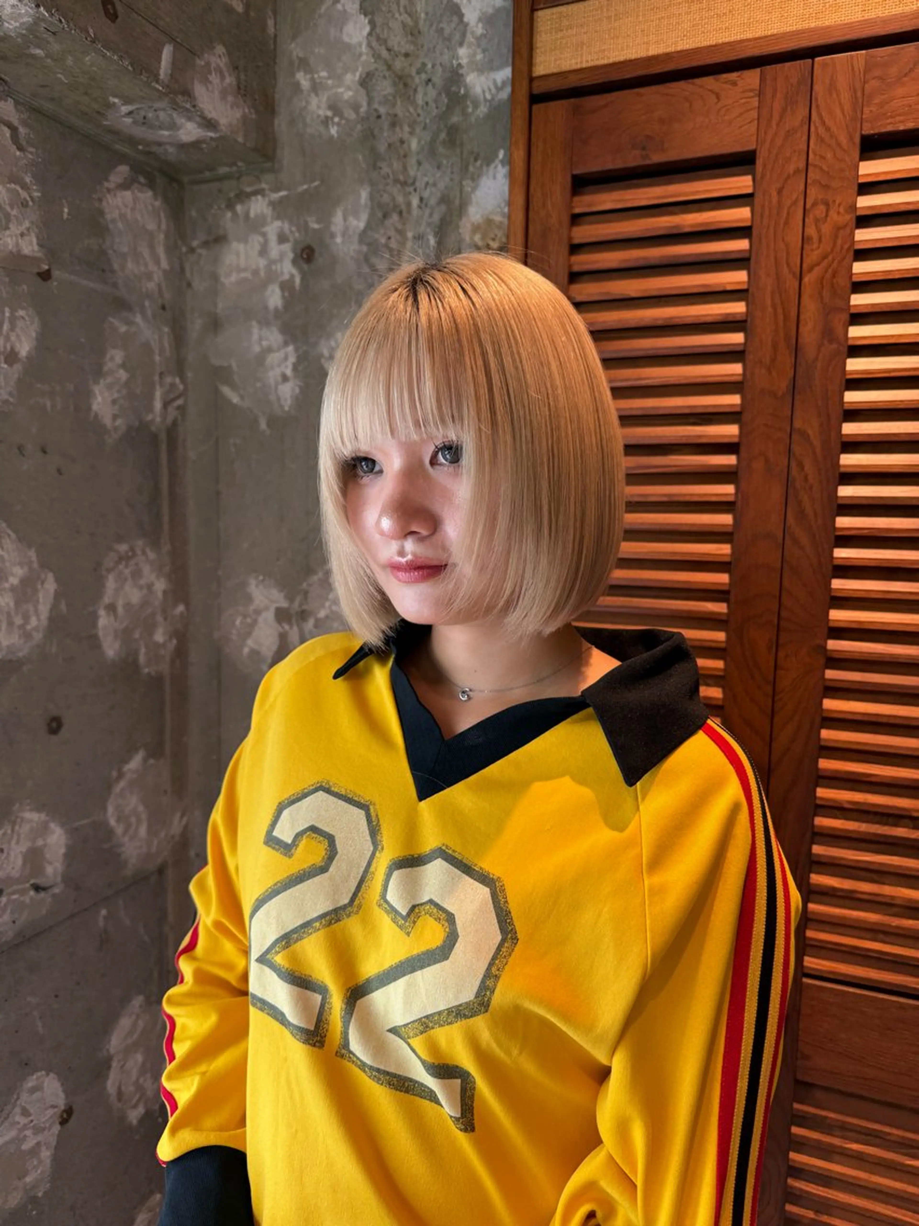 ショート 切りっぱなしボブ ボブ 顔まわりレイヤー レイヤーカット トリートメント カット トリートメント ere 代々木公園所属・みほ/ニュアンス/ モード/艶カラーのヘアスタイル