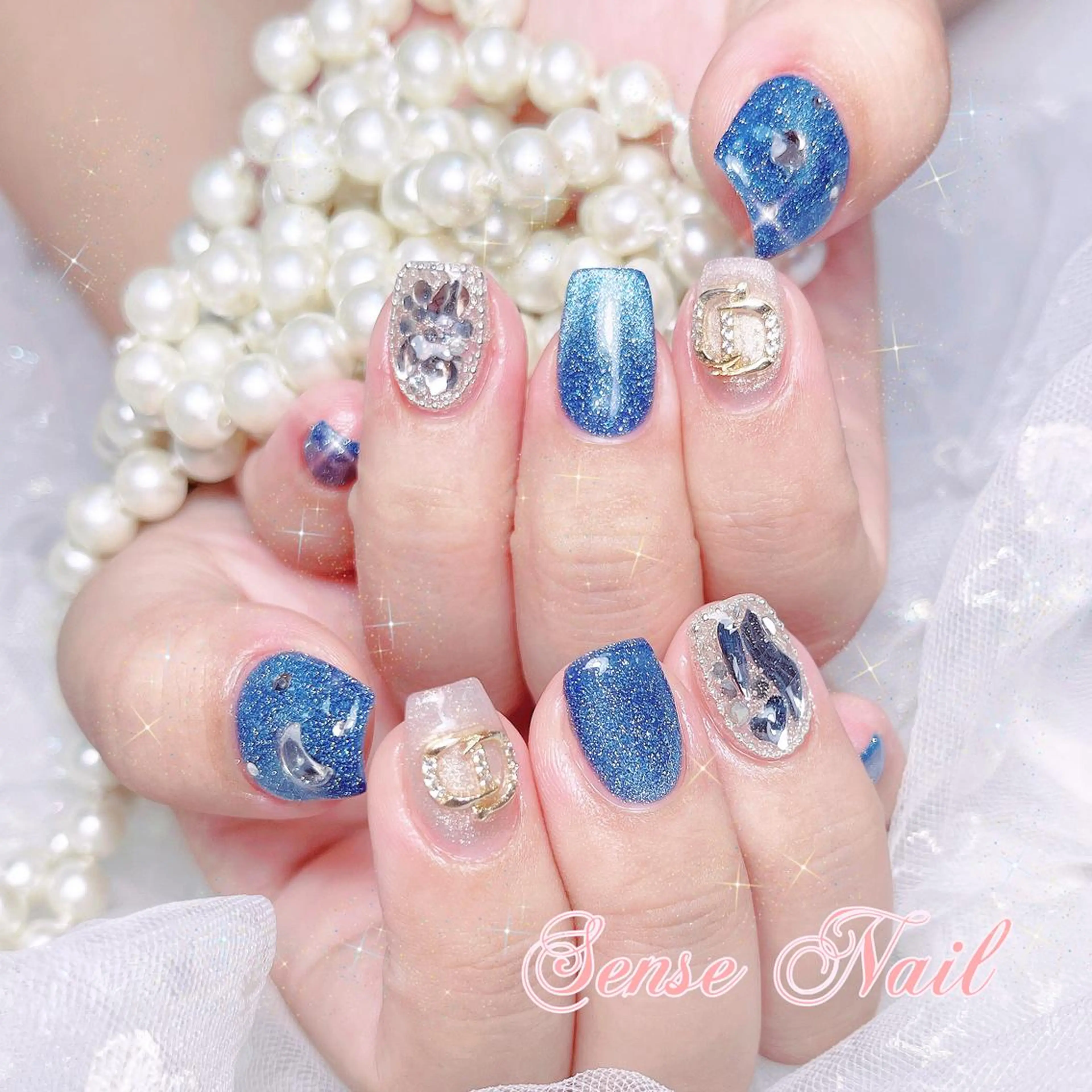 ネイル ハンドネイル ハンドケア Kurieitibu 🍬Byu~tīのネイルデザイン