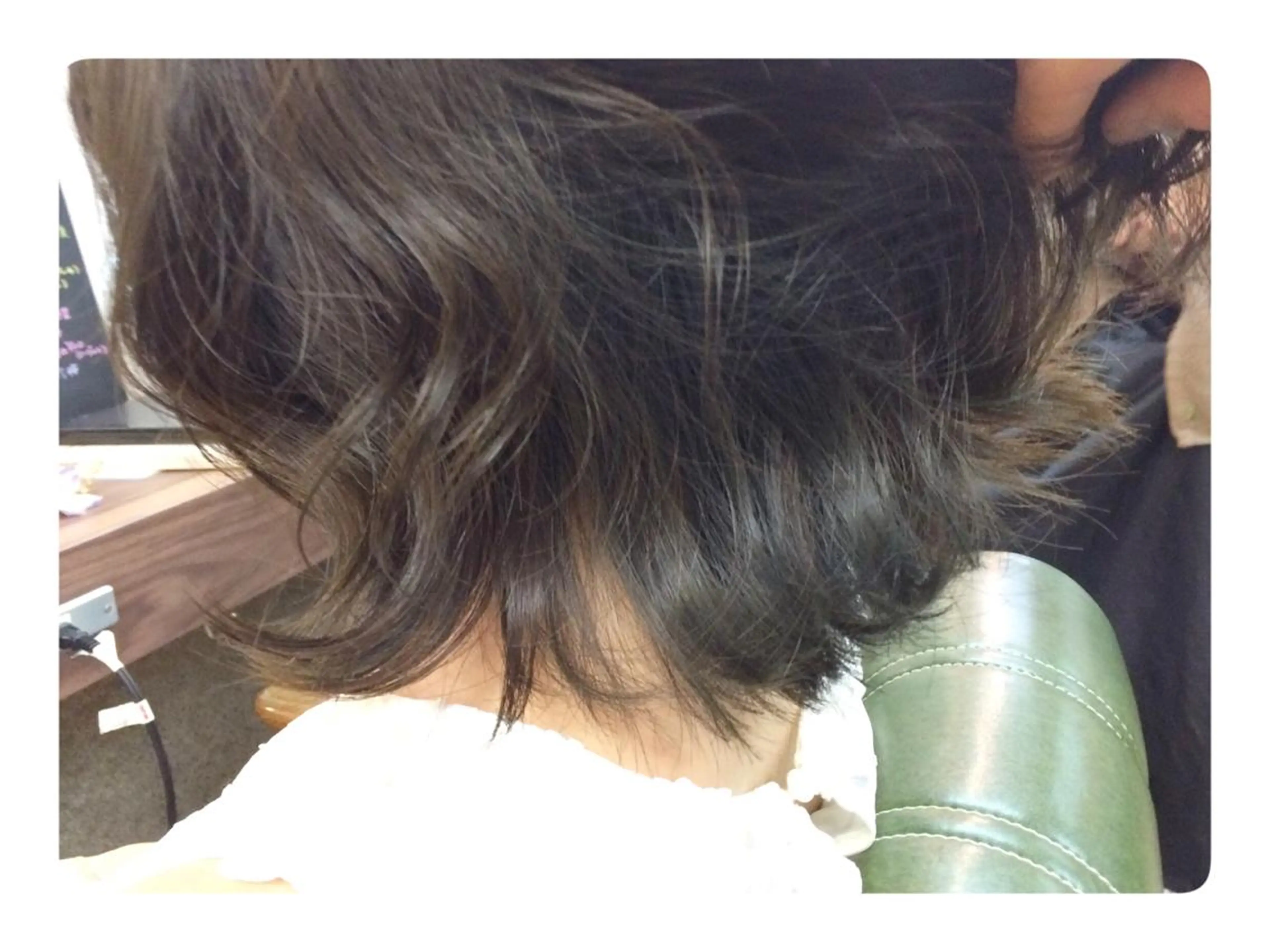 ミディアム カラー ブリーチ インナーカラー 🟦髪質改善6年 💊YAMAMOTOのヘアスタイル