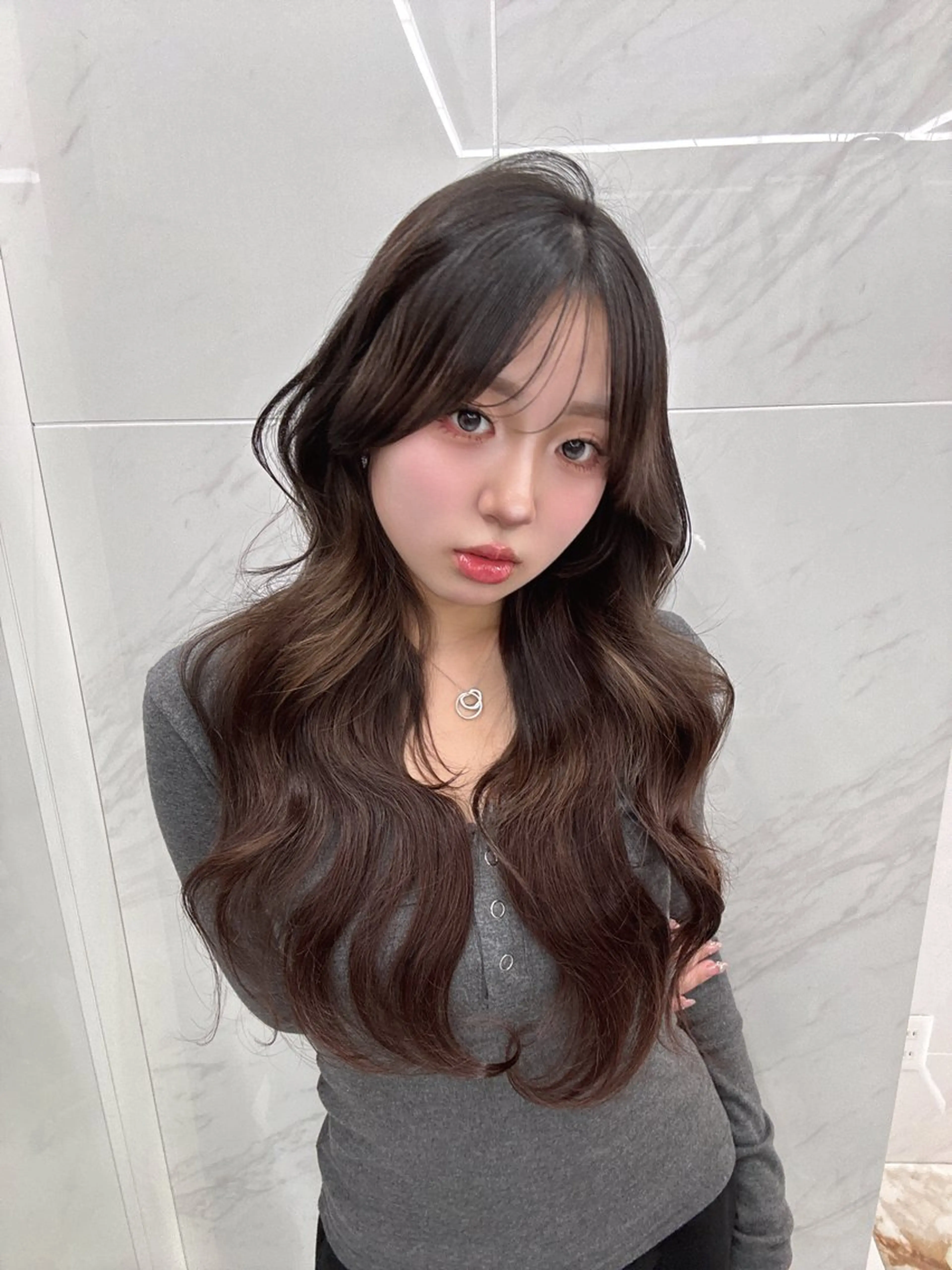 ロング のり🐼顔まわり/ 韓国/レイヤーカットのヘアスタイル