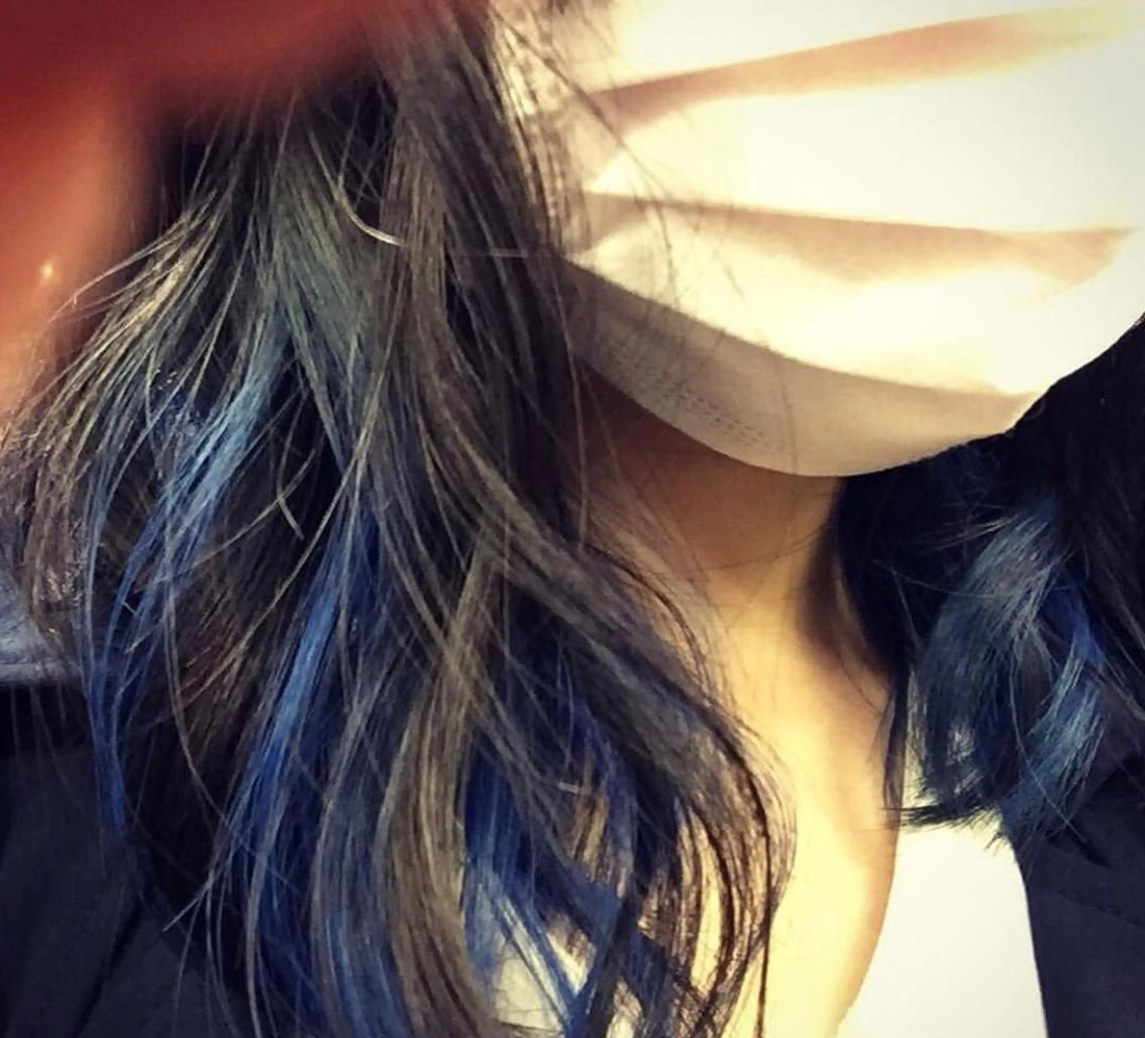 セミロング カラー ブルーカラー 原宿サロン代表 デザインカラー伊藤卓のヘアスタイル