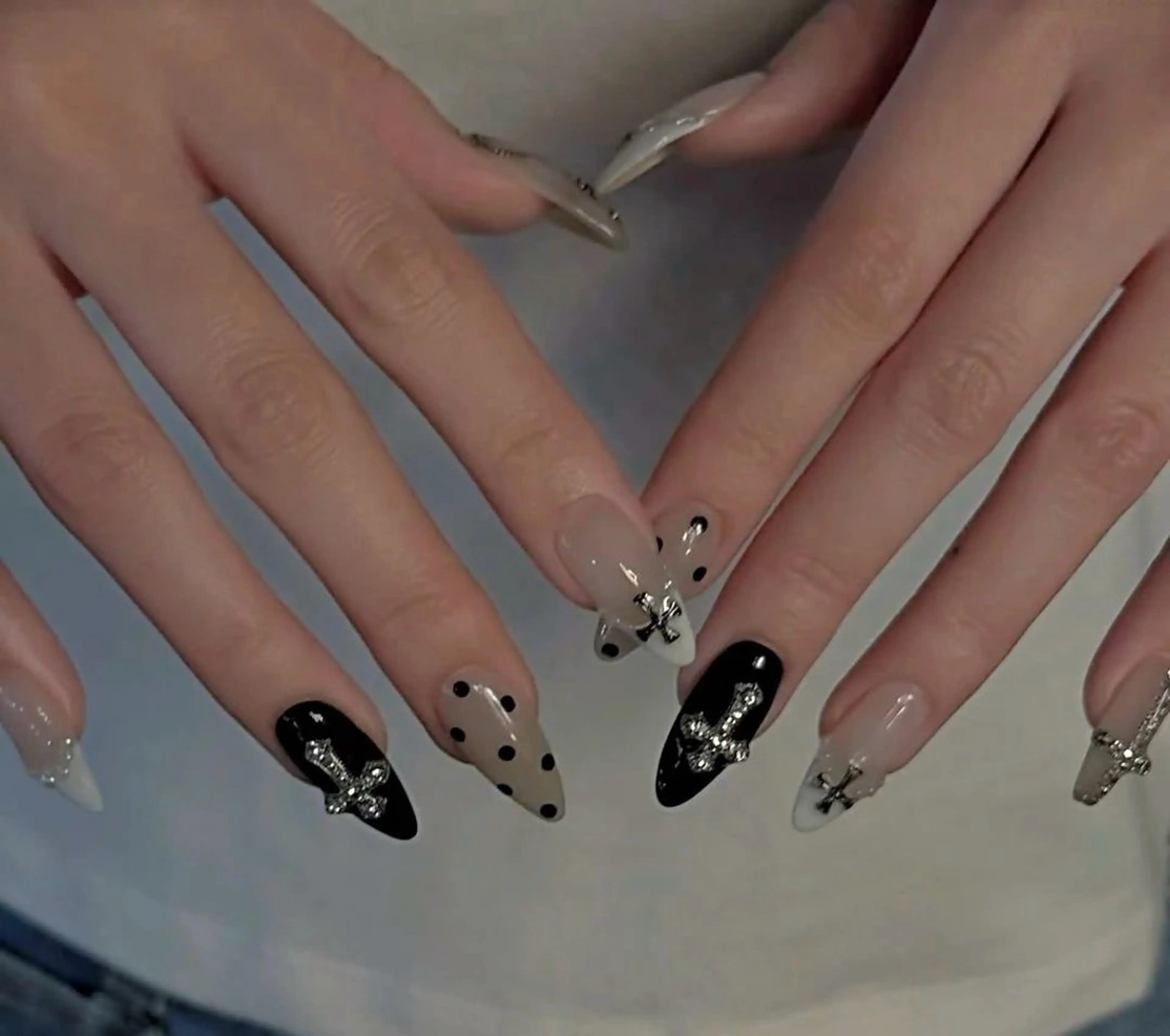 ネイル アートネイル オーロラネイル ブルー チークネイル フットネイル ハンドネイル NICY NAIL 池袋のネイルデザイン