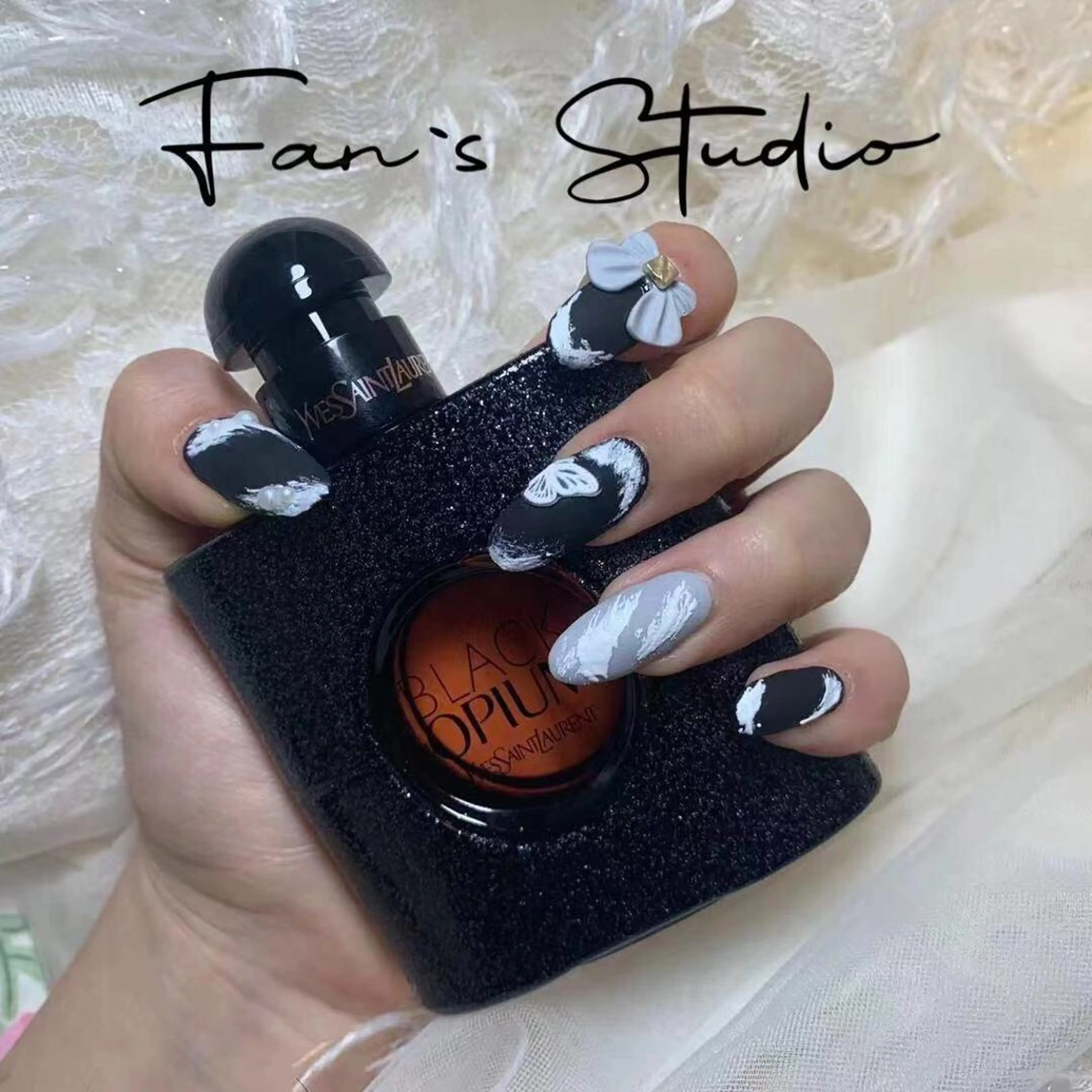 ネイル 🌻FAN'S STUDIO池袋🌻のネイルデザイン