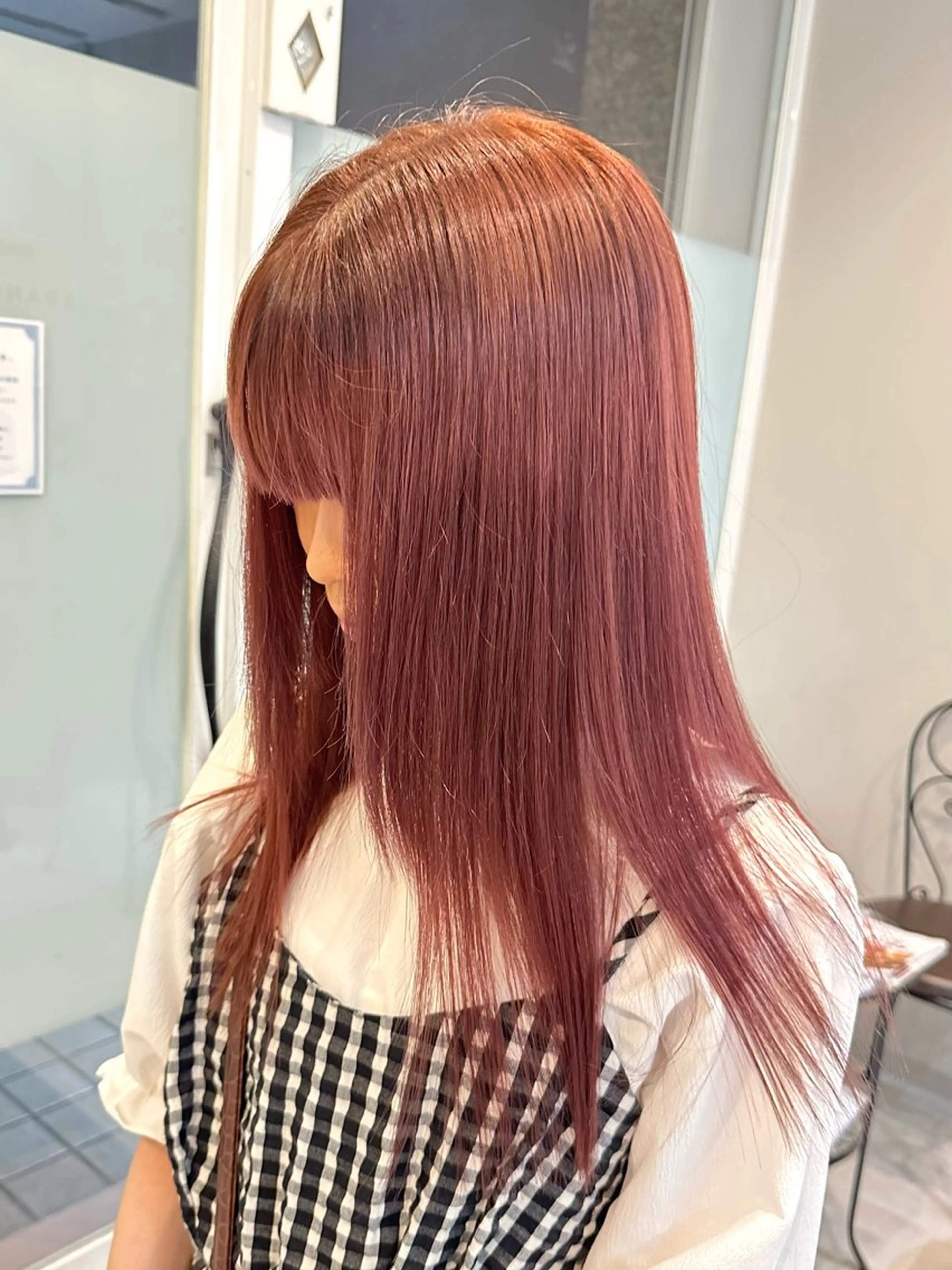 ミディアム カラー ベージュカラー ブリーチ ピンクカラー ピンクベージュ カット ヘアカラー BRANCHÉ小牧/ 西尾 美月のヘアスタイル