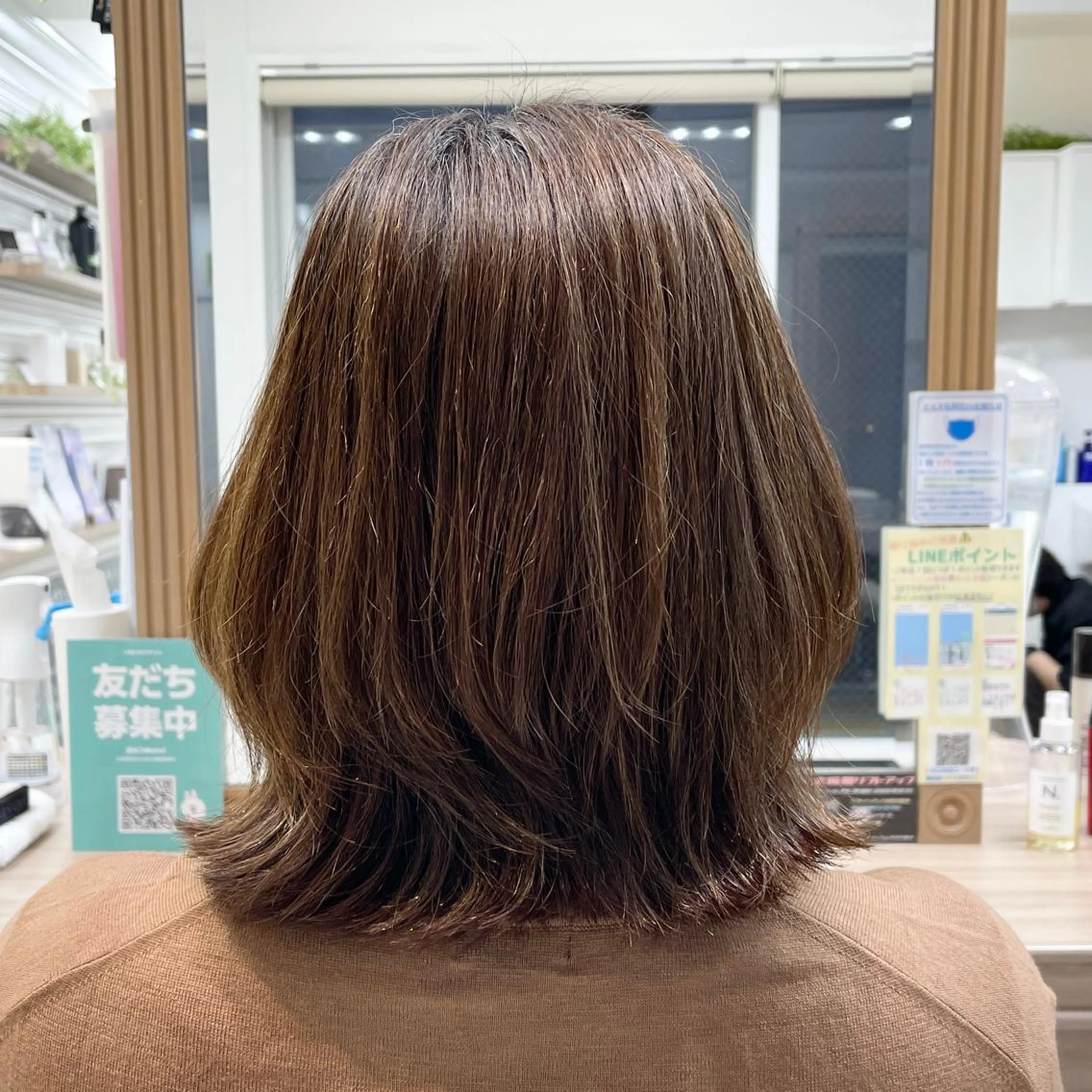 セミロング 藤原 亜美🤍のヘアスタイル