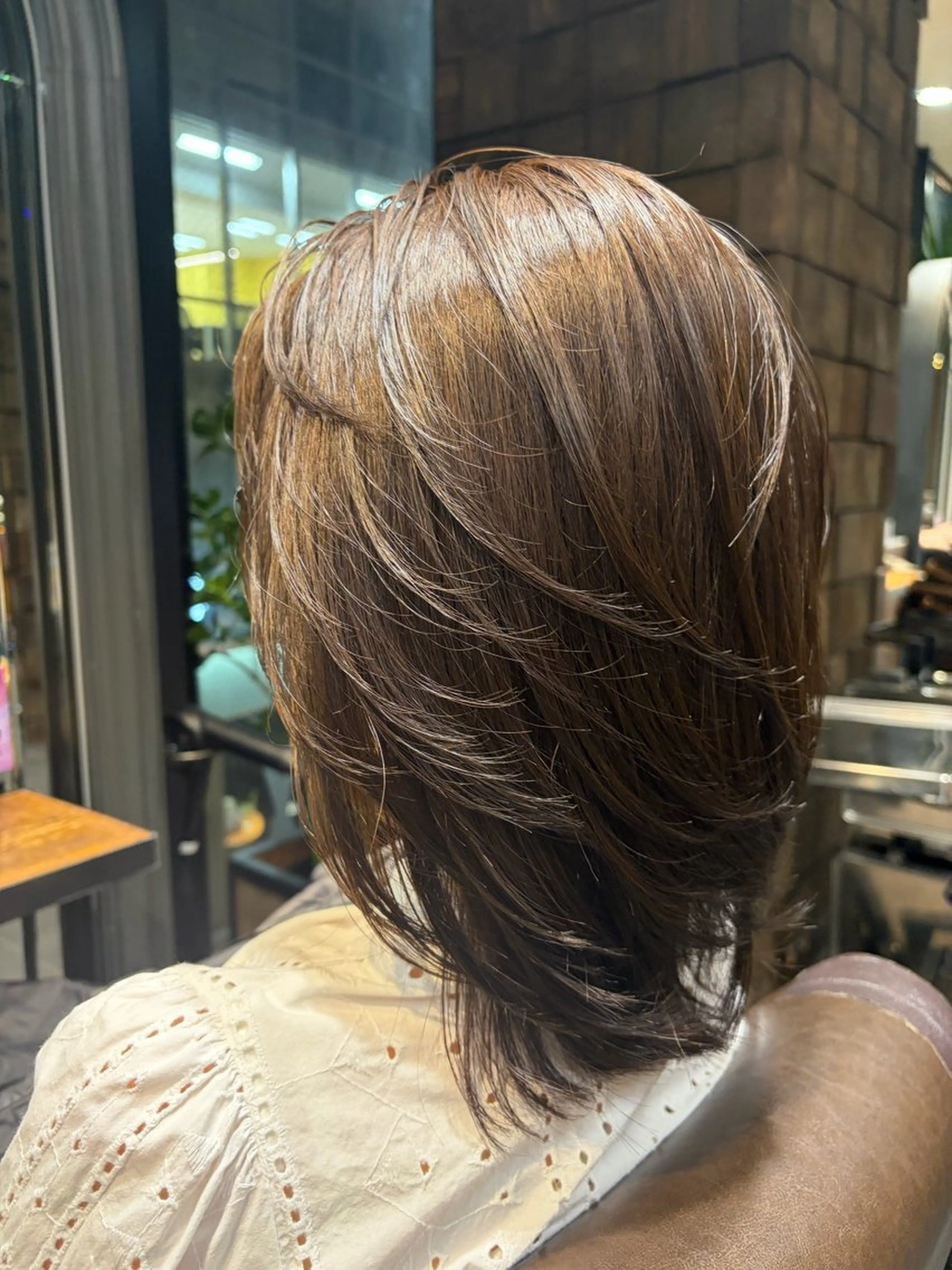 ミディアム カラー アッシュ アッシュブラウン ブラウンカラー 透明感カラー 三瓶隼途/ボブ/ レイヤー/縮毛矯正のヘアスタイル