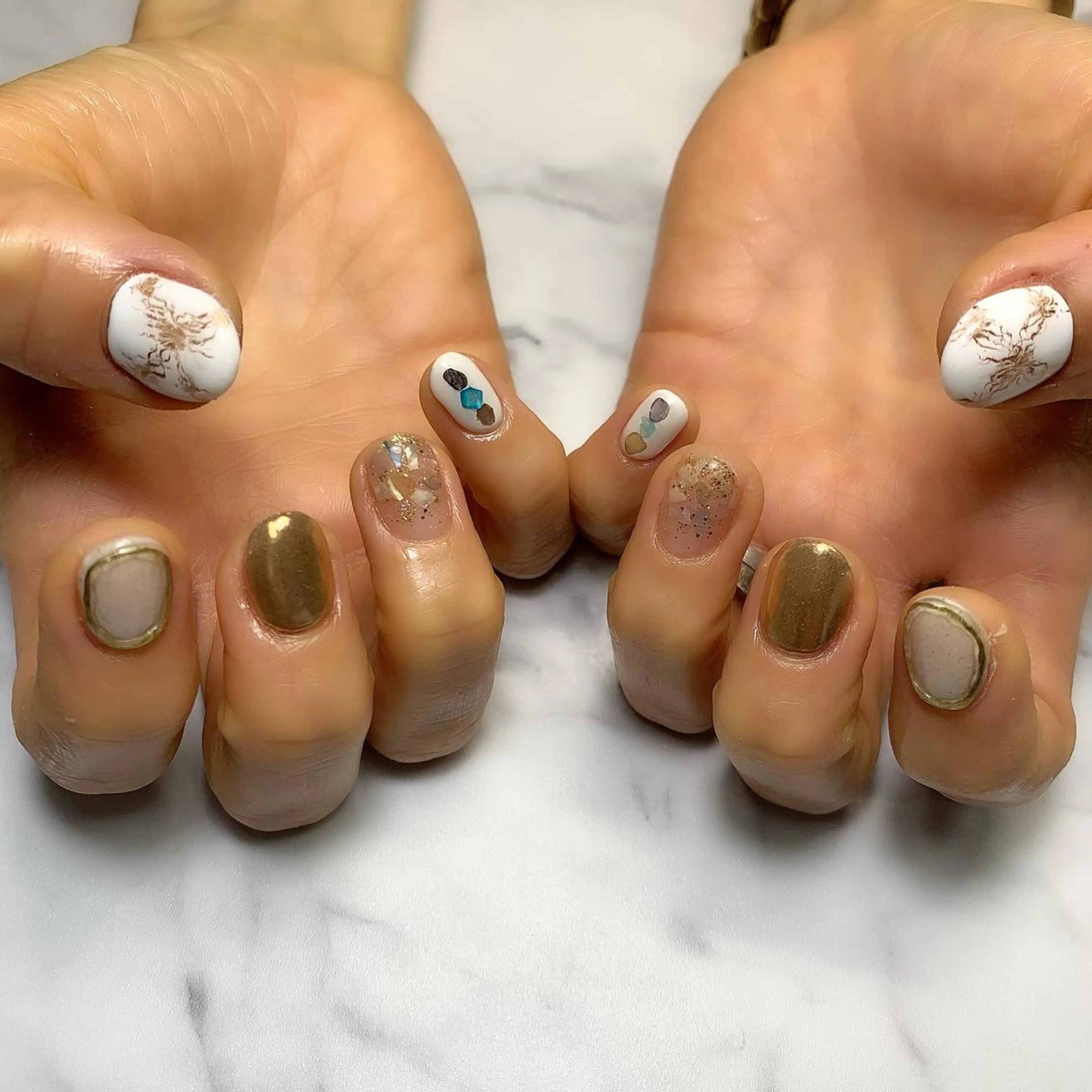ネイル es nailのネイルデザイン