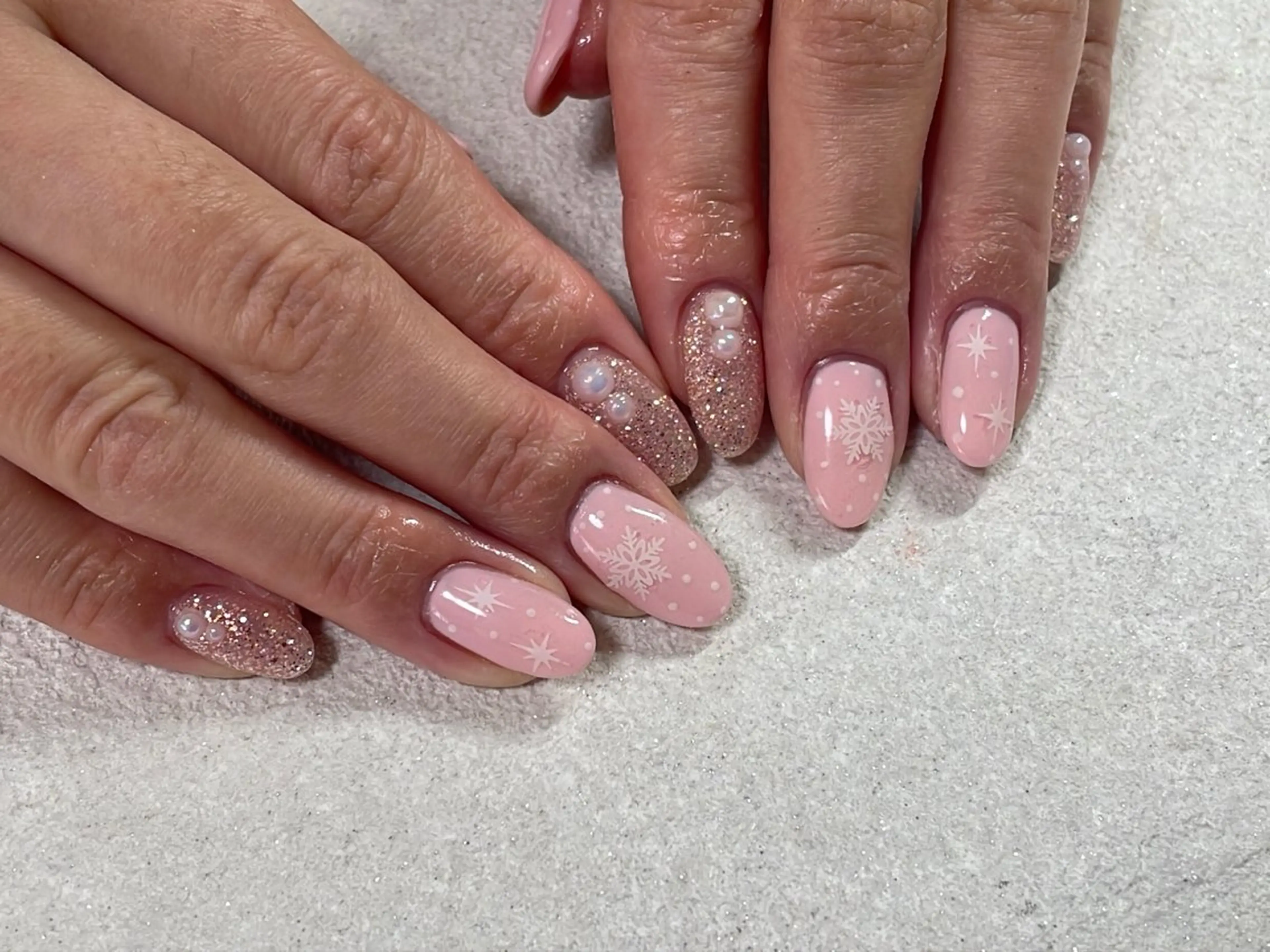 ネイル オーロラネイル フットネイル フレンチネイル ジェルネイル 韓国ネイル ハンドネイル kiki nail &brow二子玉川の眉毛・アイブロウイメージ