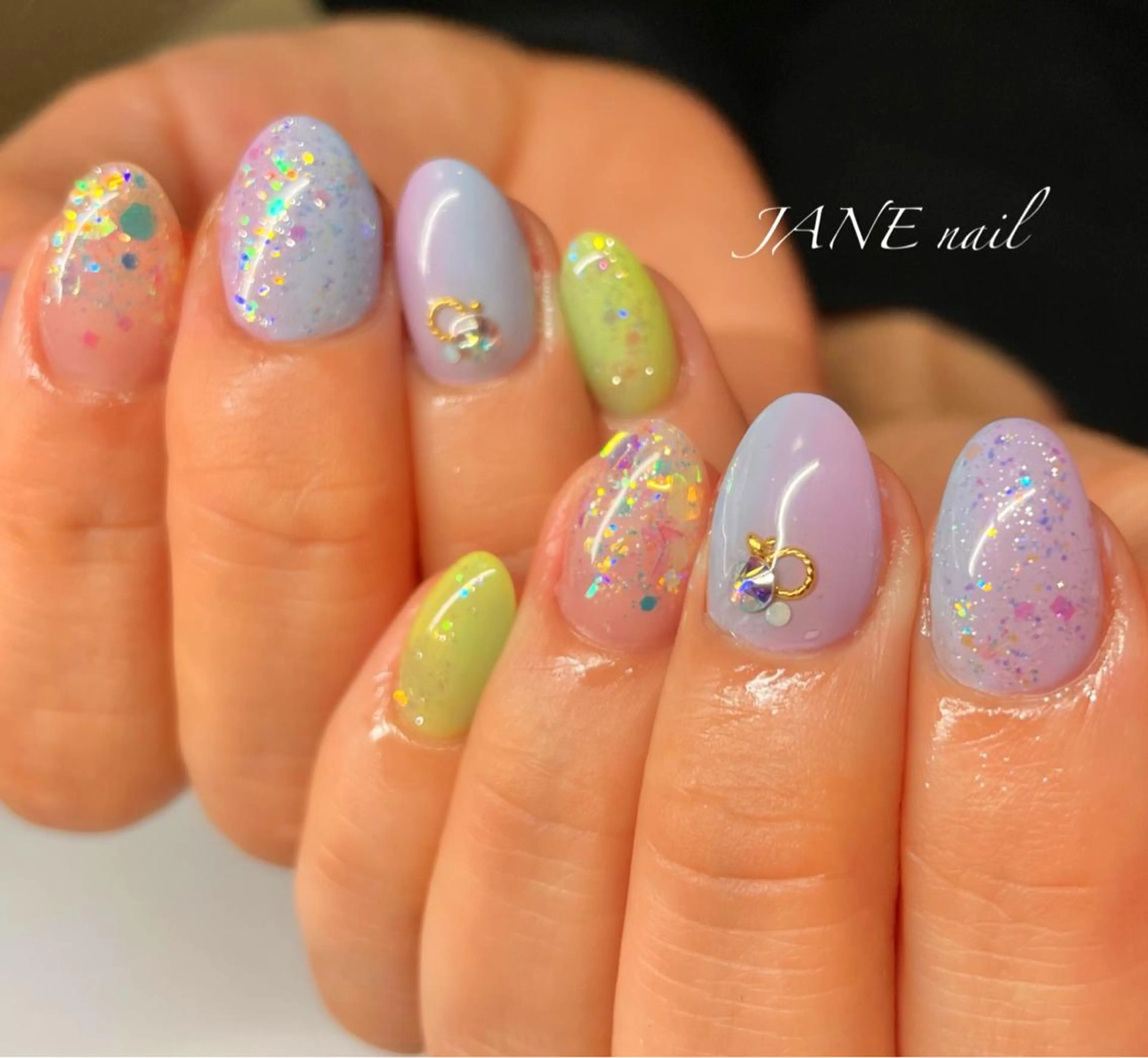 ネイル オーロラネイル ブルー フットネイル パステルネイル 夏ネイル ハンドネイル Nail Salon JANEのネイルデザイン