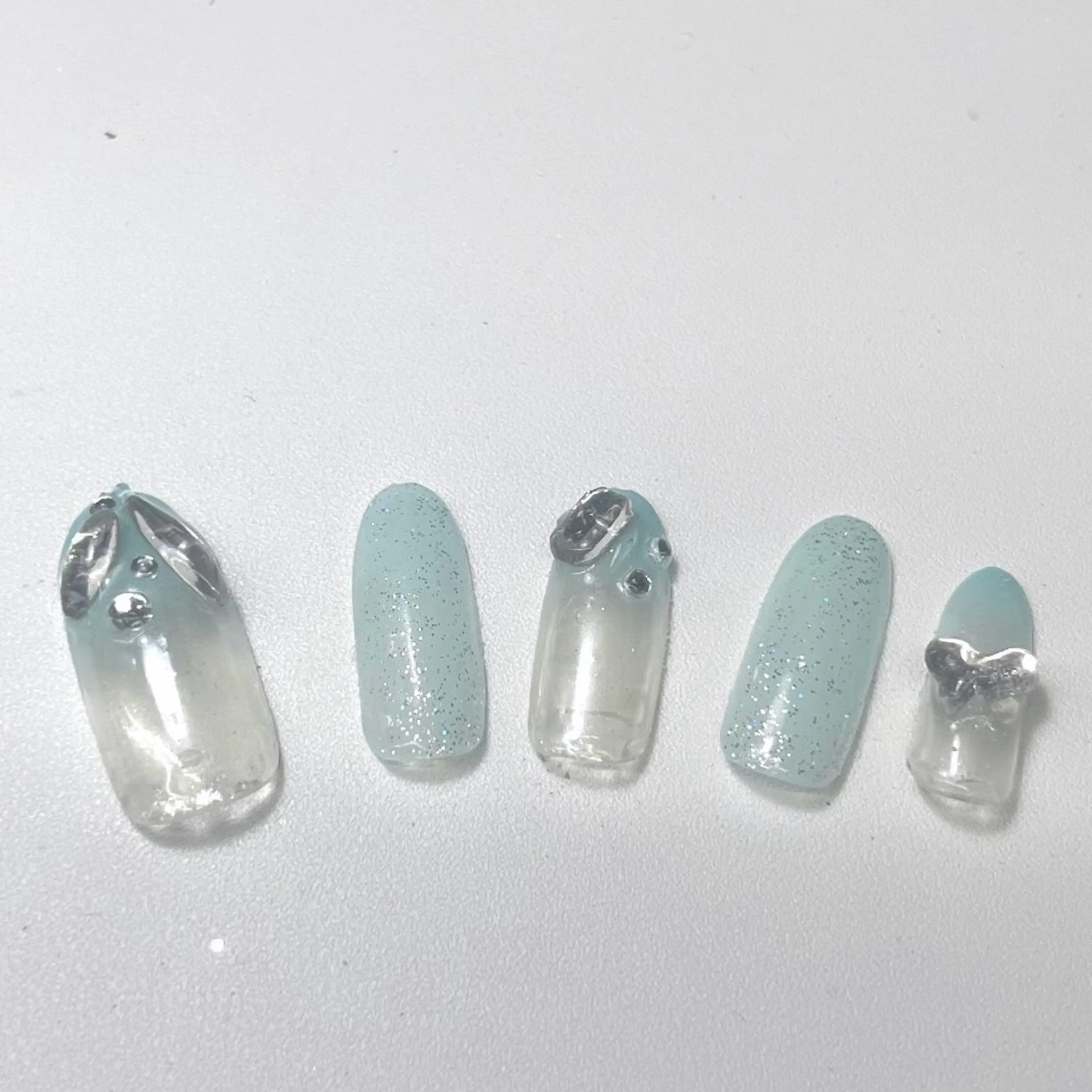 ネイル オーロラネイル 水色 limo/ kotomiのネイルデザイン