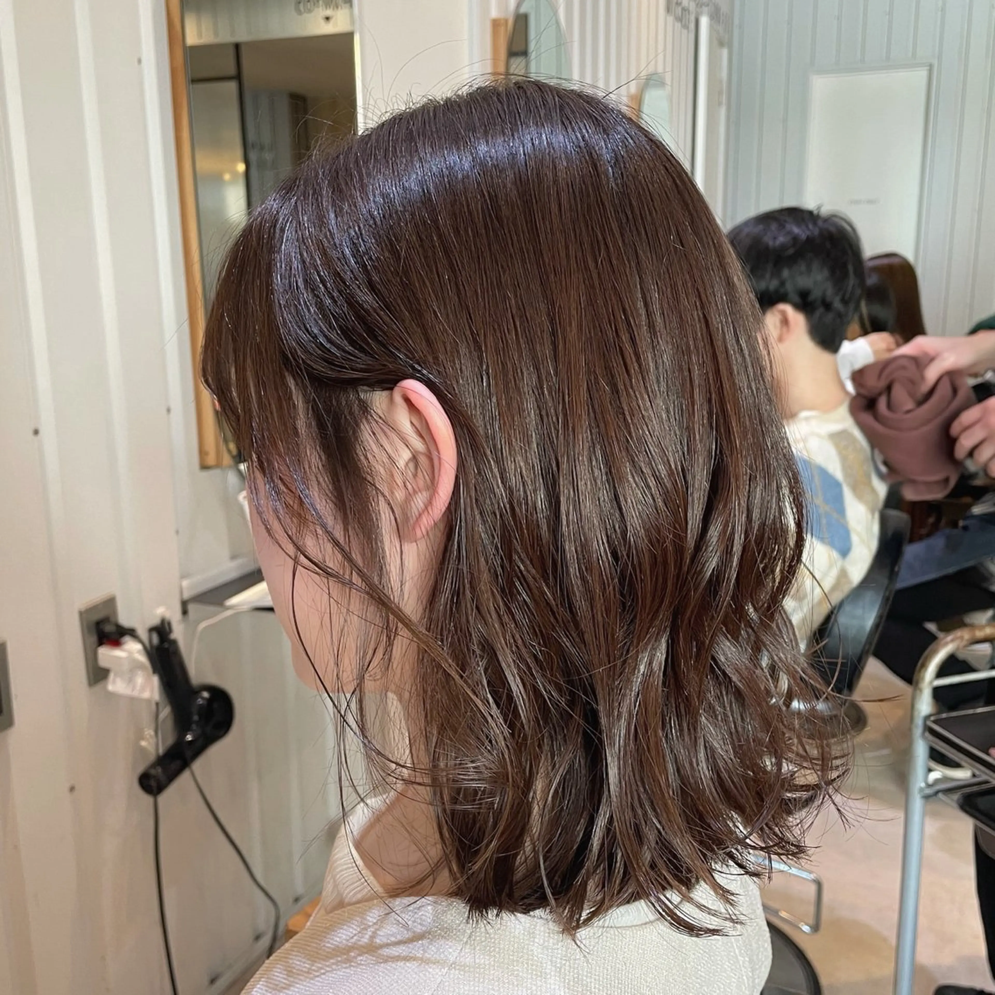ミディアム カラー カット ヘアカラー 💘韓国レイヤー上 品カラーruru💘のヘアスタイル