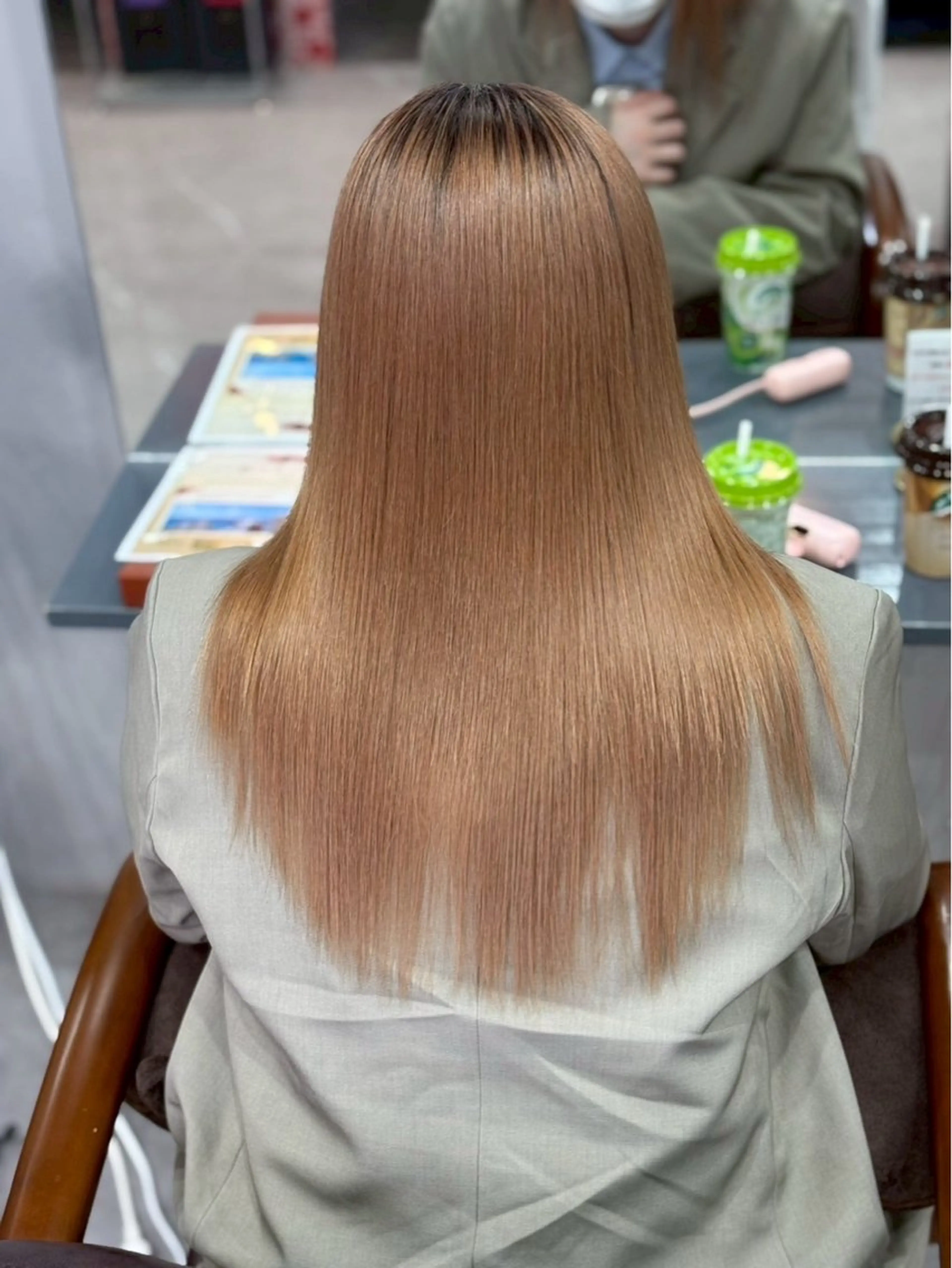 ロング 佐藤 玲杏のヘアスタイル