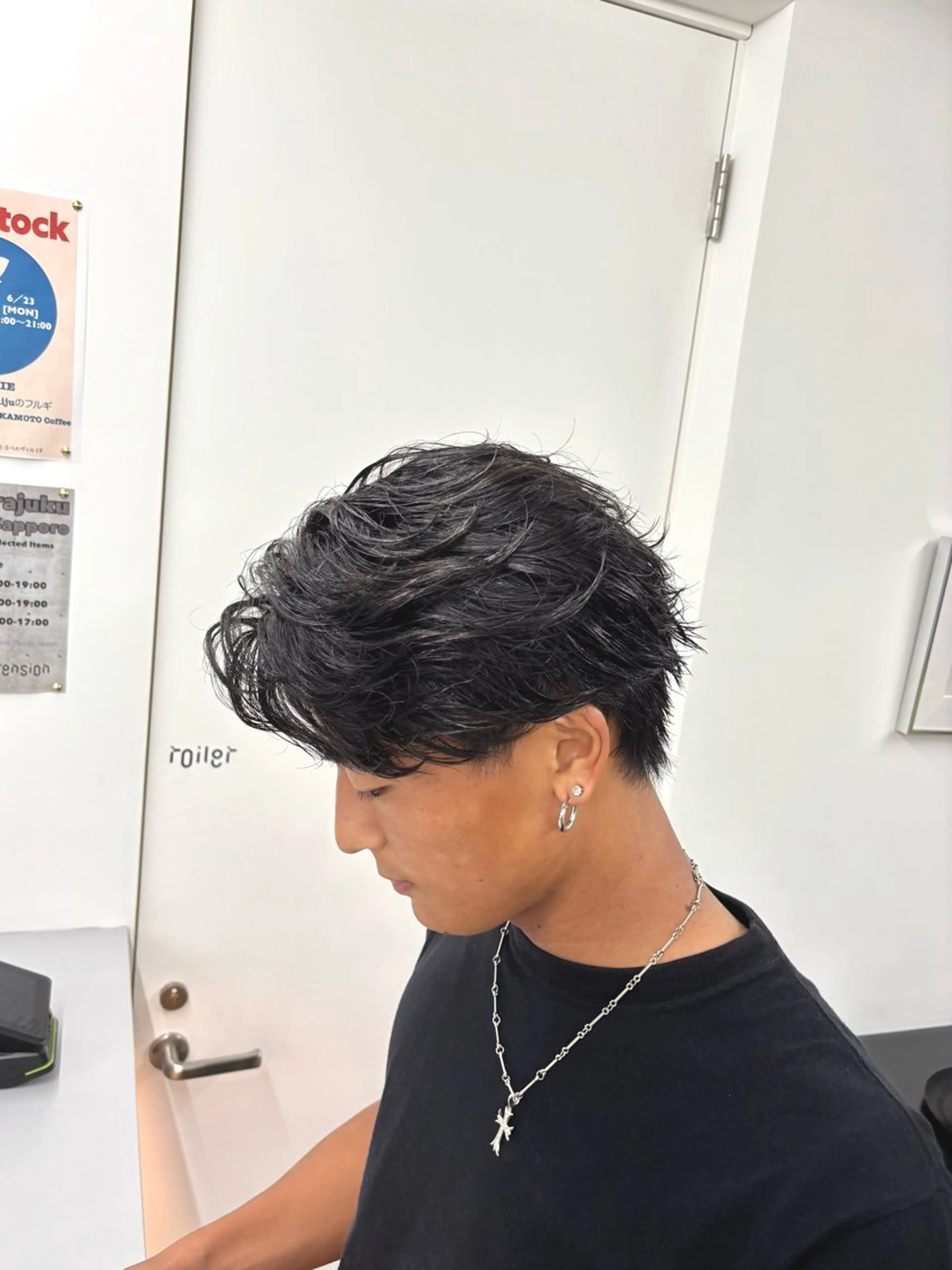 ショート パーマ メンズ フェザーパーマ メンズパーマ ニュアンスパーマ カット パーマ なりたひろと / フェザーパーマのヘアスタイル