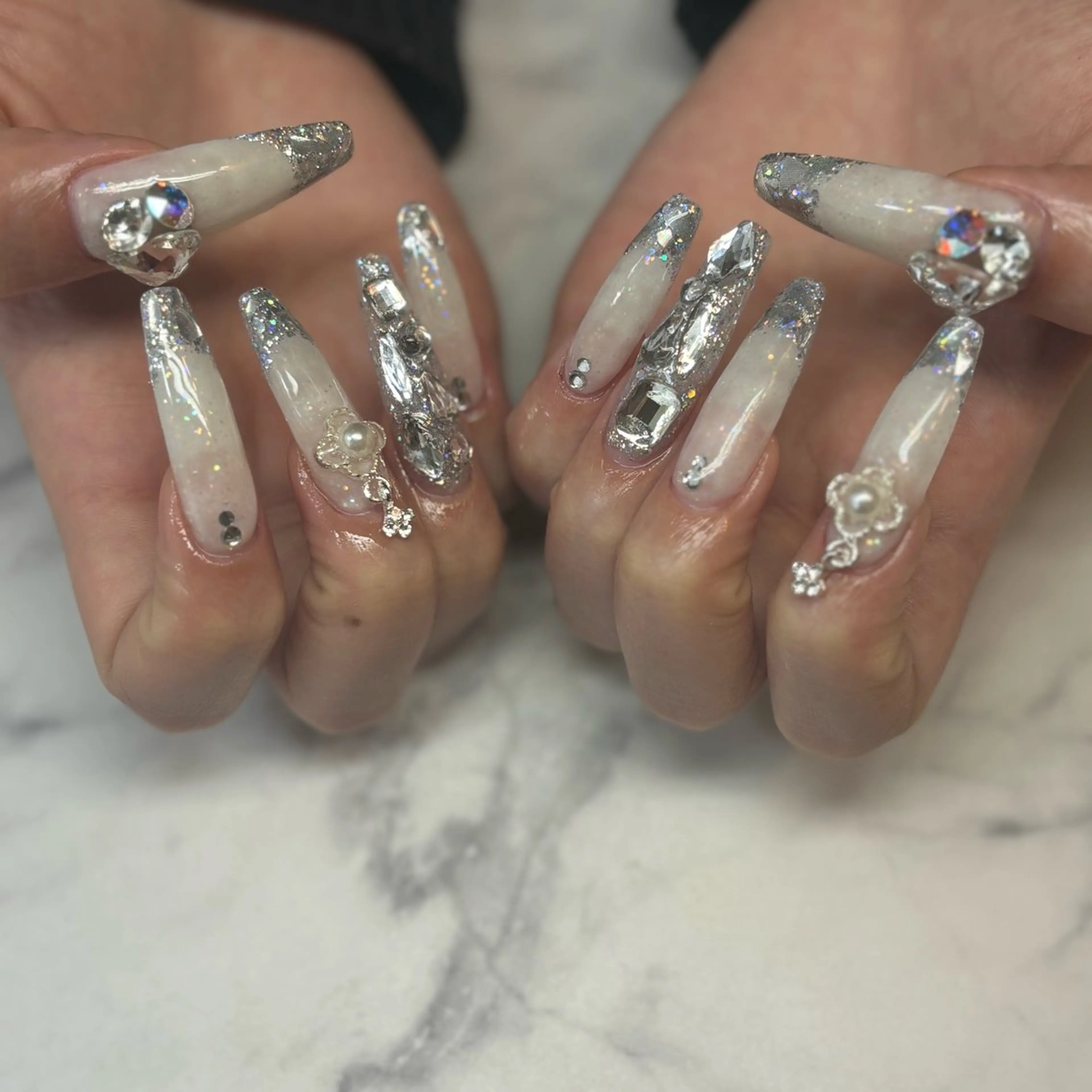 ネイル es nailのネイルデザイン