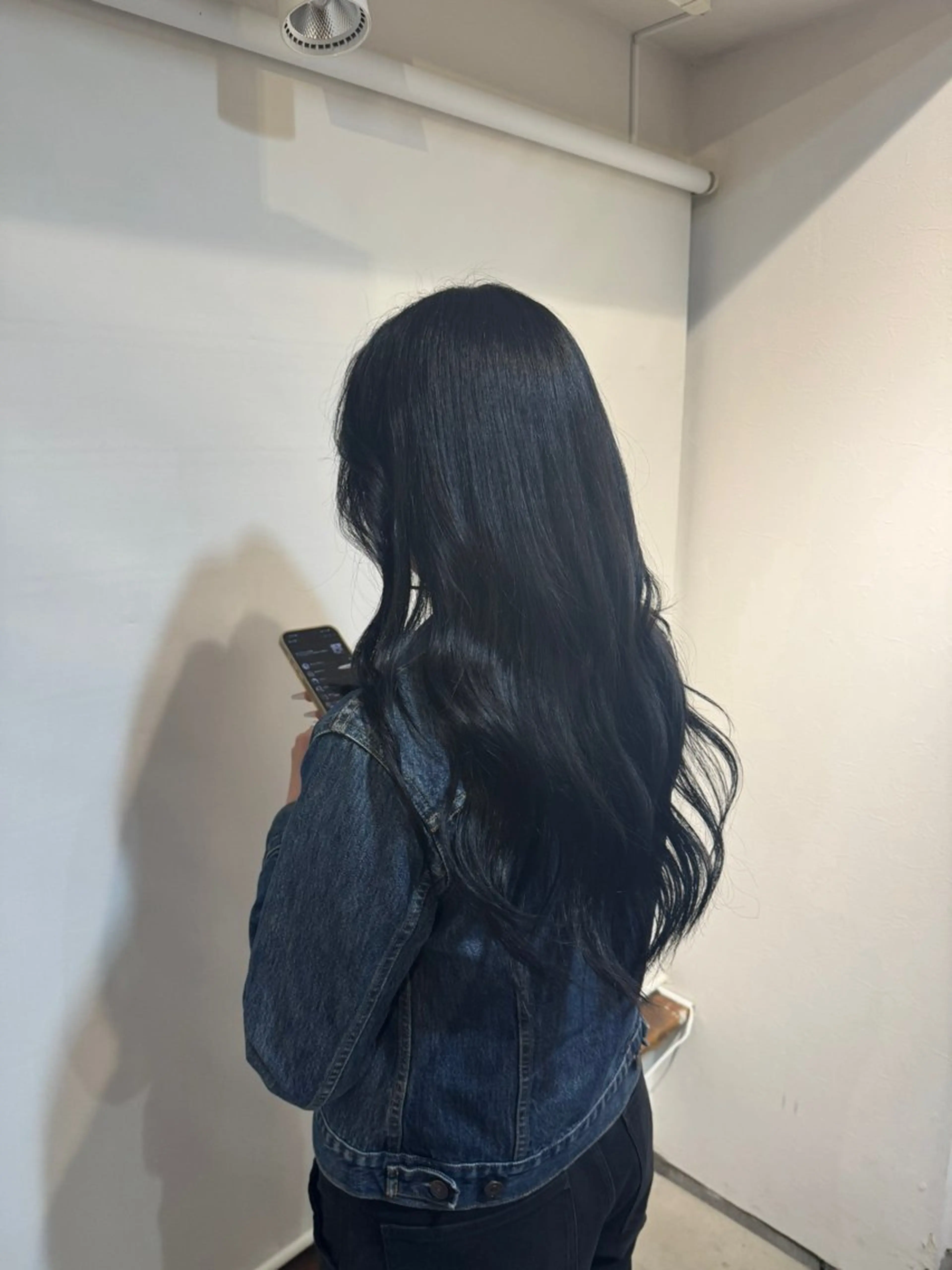 落とせる黒染めヘアカラーの写真