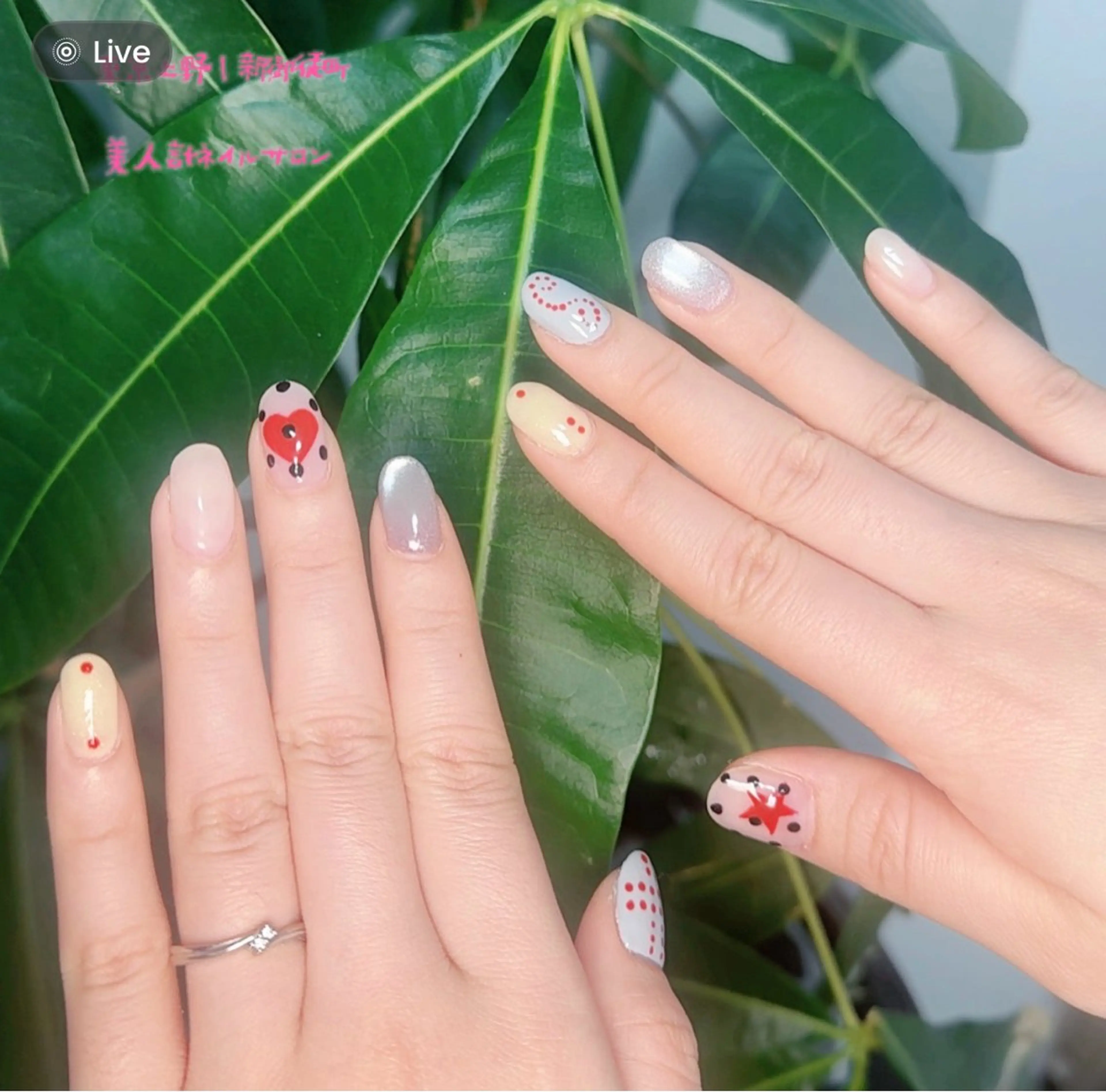 ネイル アートネイル ドット シンプルネイル ハンドネイル 中山 美月のネイルデザイン