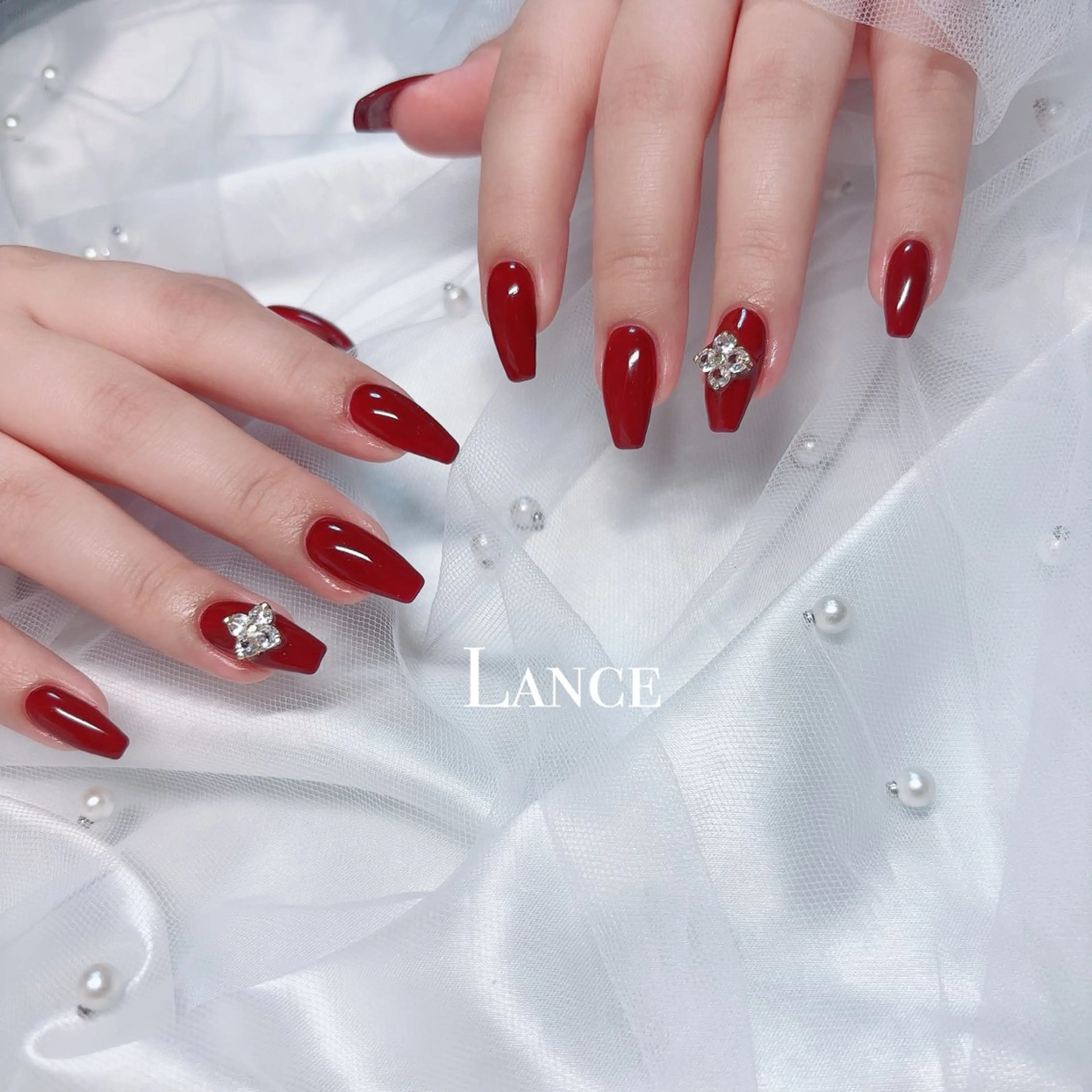 ネイル オーロラネイル フットネイル フレンチネイル キラキラネイル 韓国ネイル Lance nailのネイルデザイン