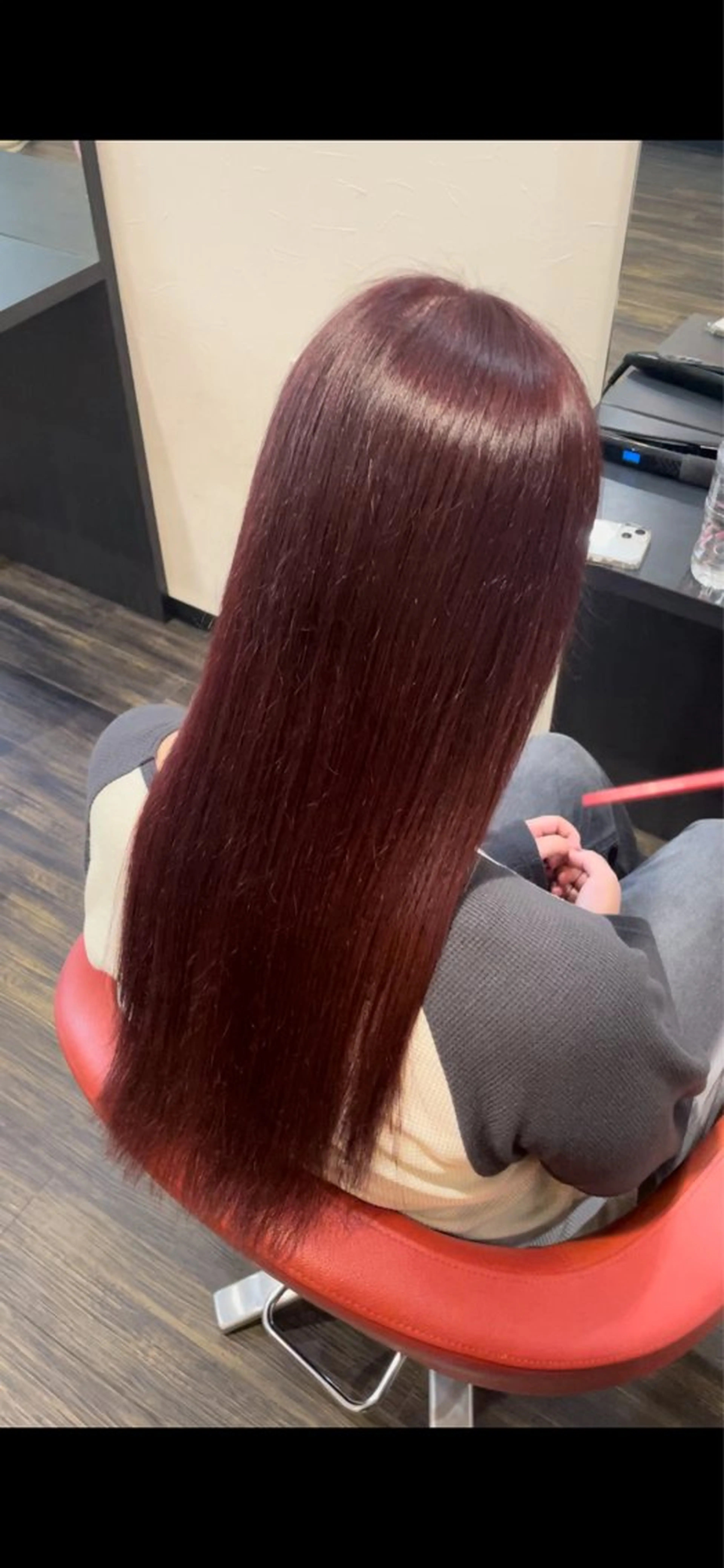 ロング カラー 脇 麻紘のヘアスタイル