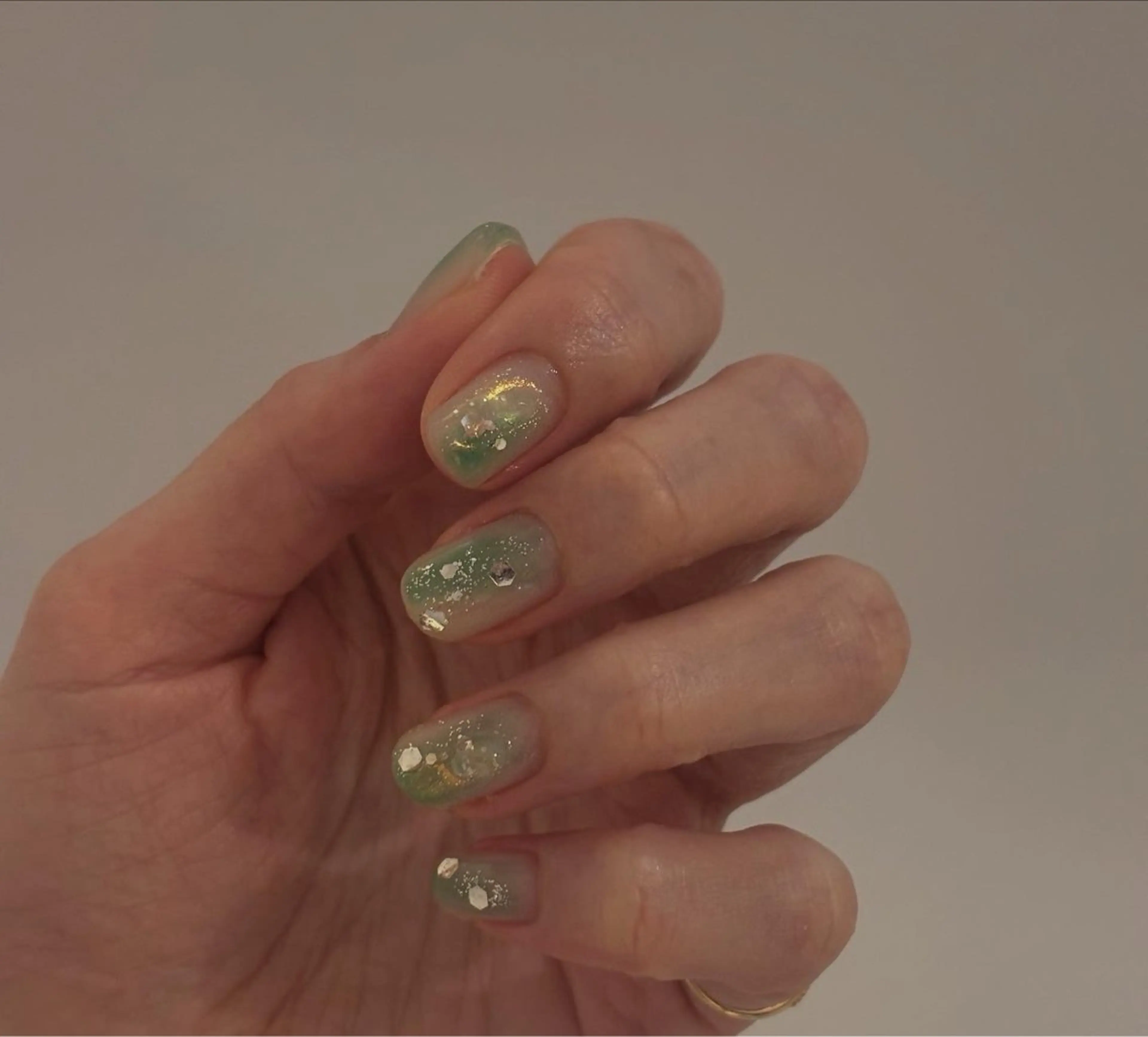 ネイル ラメ(グリッター) ハンドネイル Elio 国泰寺のネイルデザイン