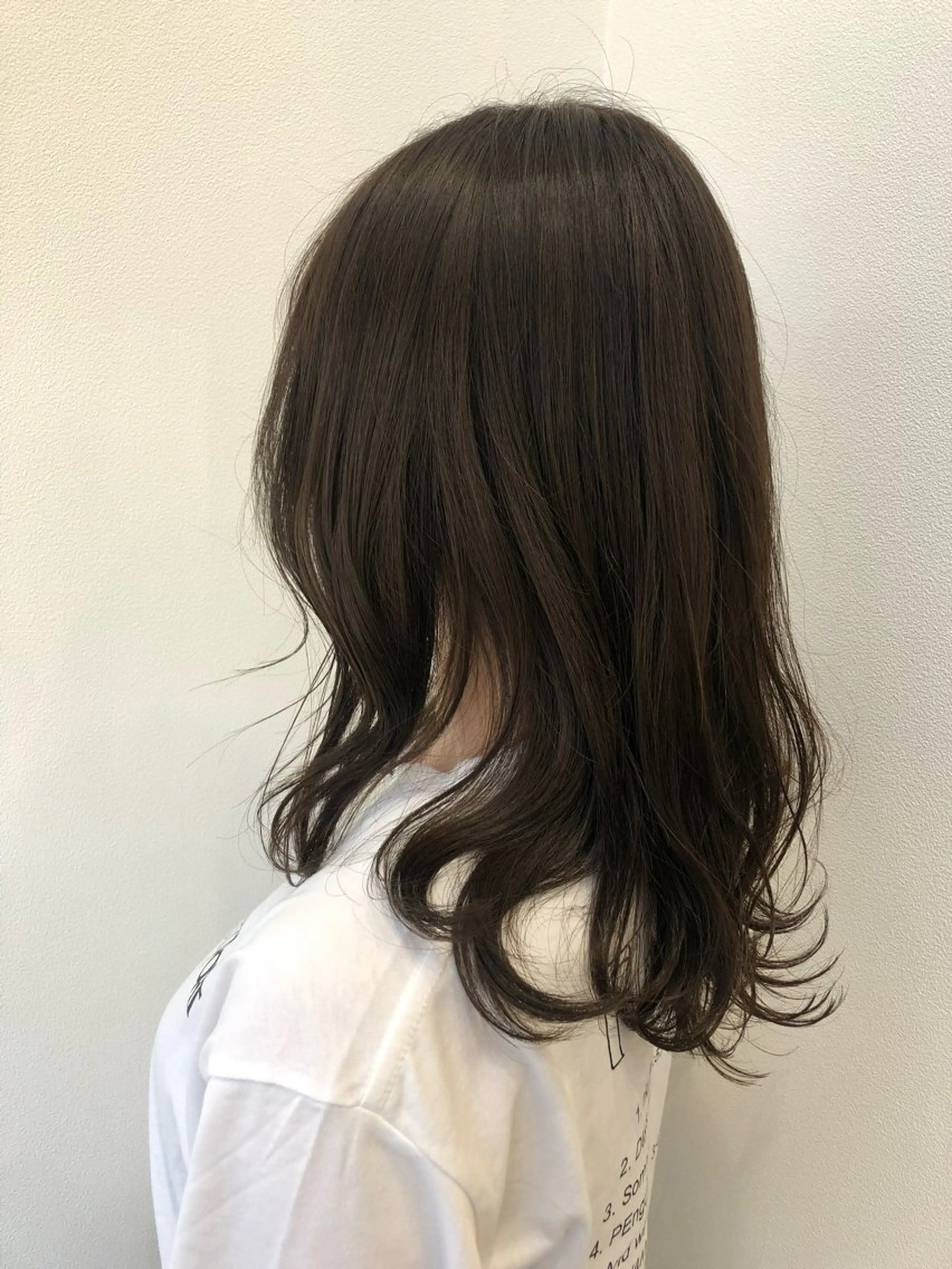 セミロング カラー ブリーチ 透明感カラー mama美容師 たかはし みくのヘアスタイル