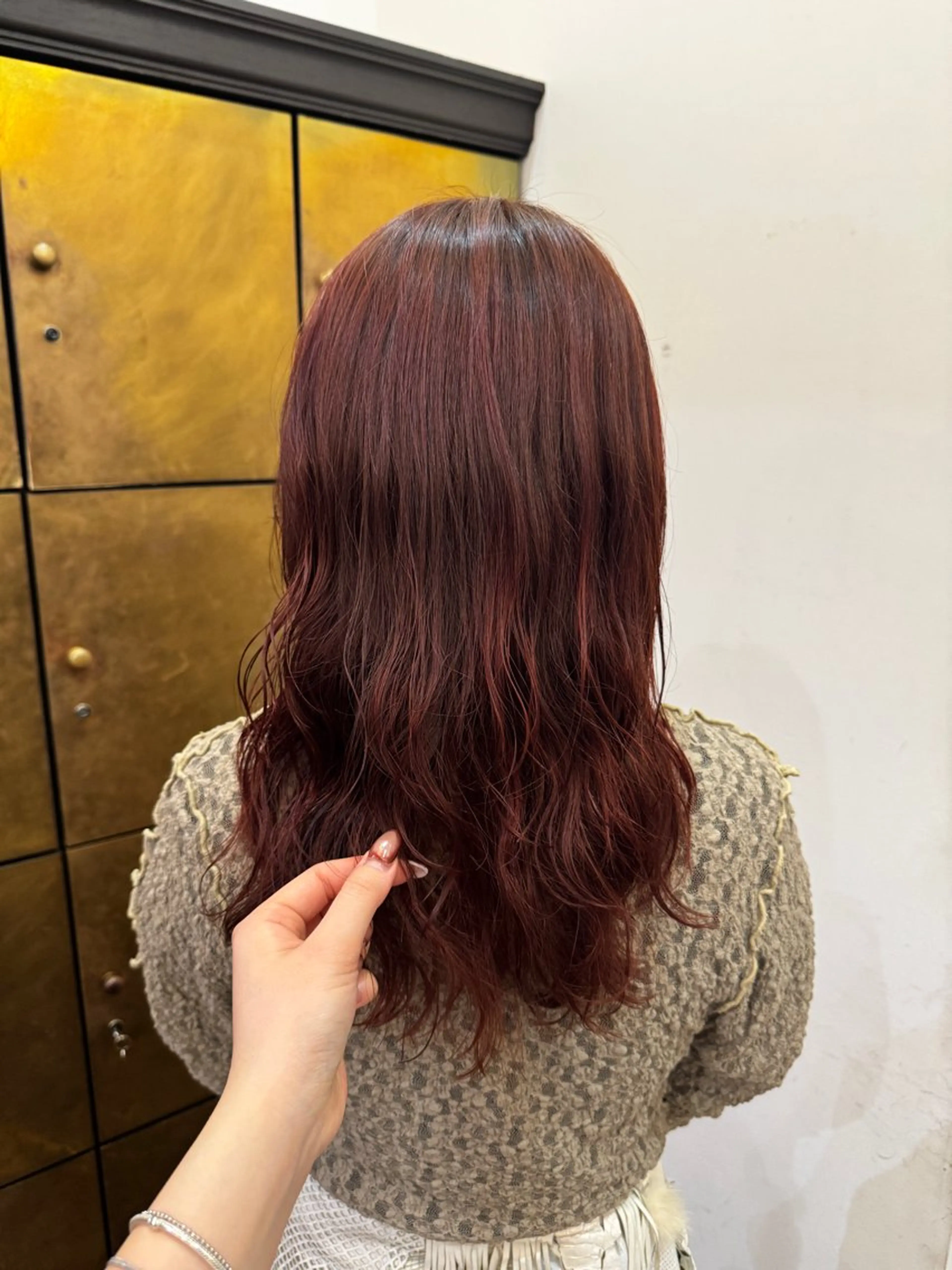 ロング カラー オレンジ オレンジピンク ピンクカラー ヘアカラー 天野 珠華のヘアスタイル