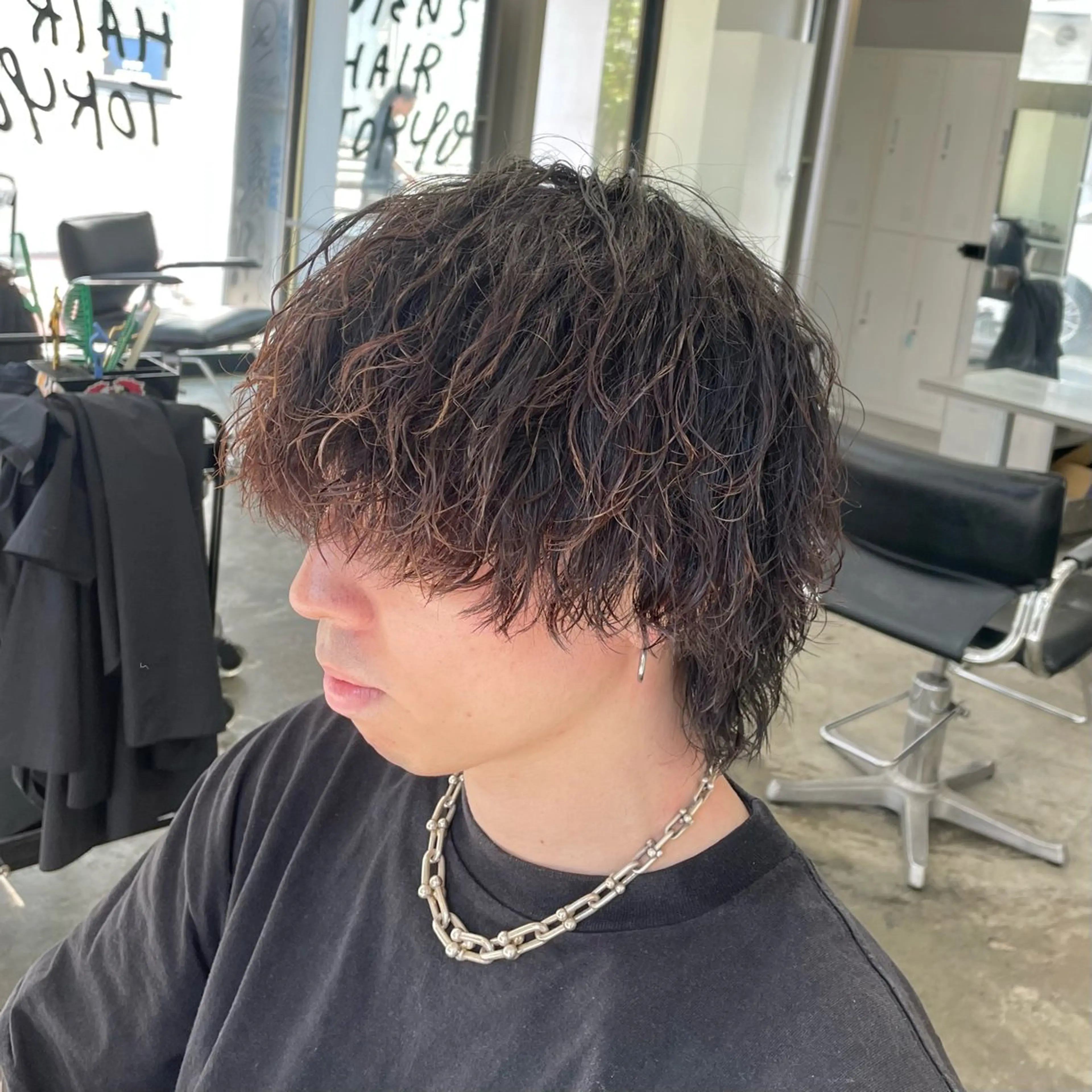 ミディアム パーマ メンズ メンズウルフカット ウルフカット カット パーマ メンズ特化美容師/ 藤戸 椋のヘアスタイル