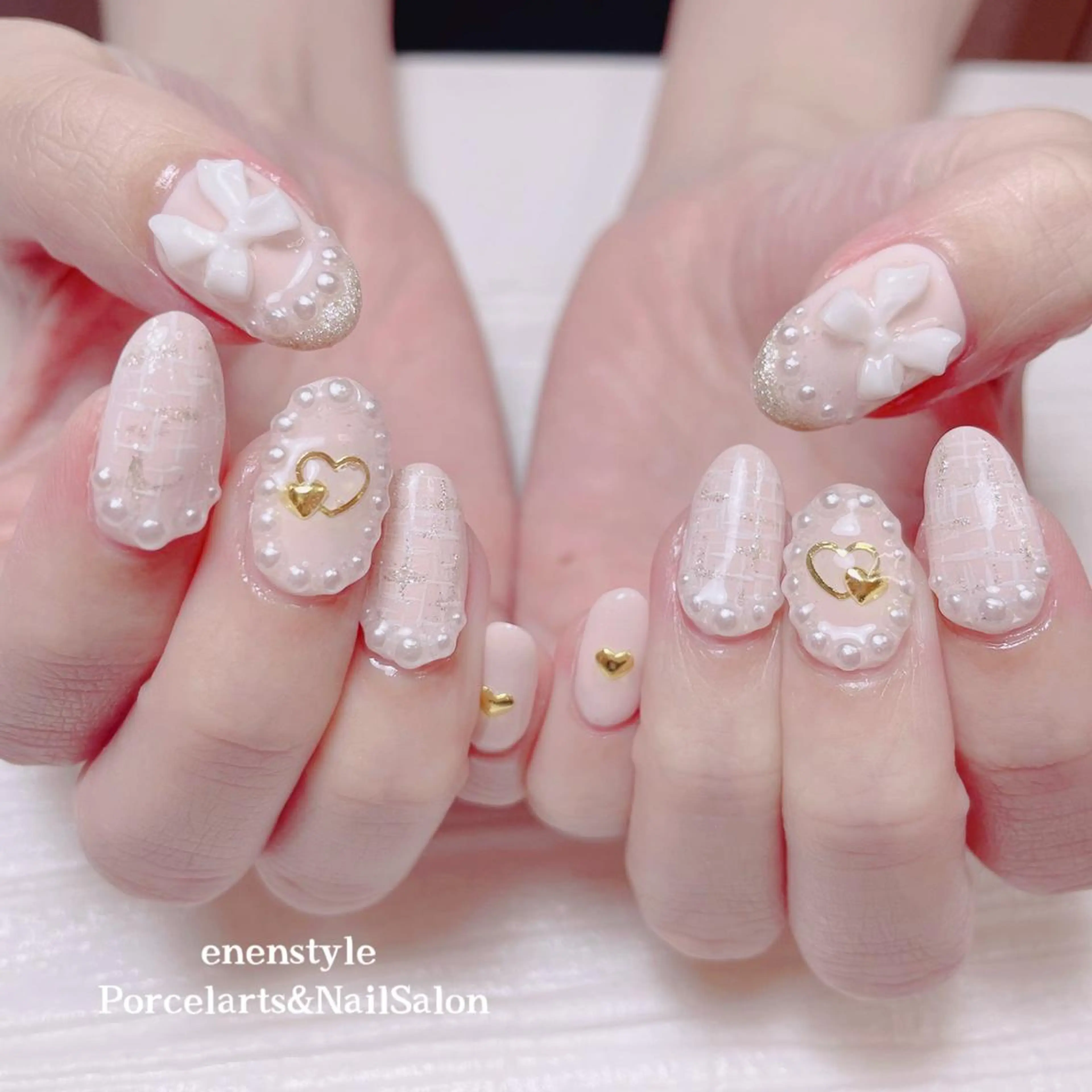 ミディアム ネイル 👑enen style👑のネイルデザイン