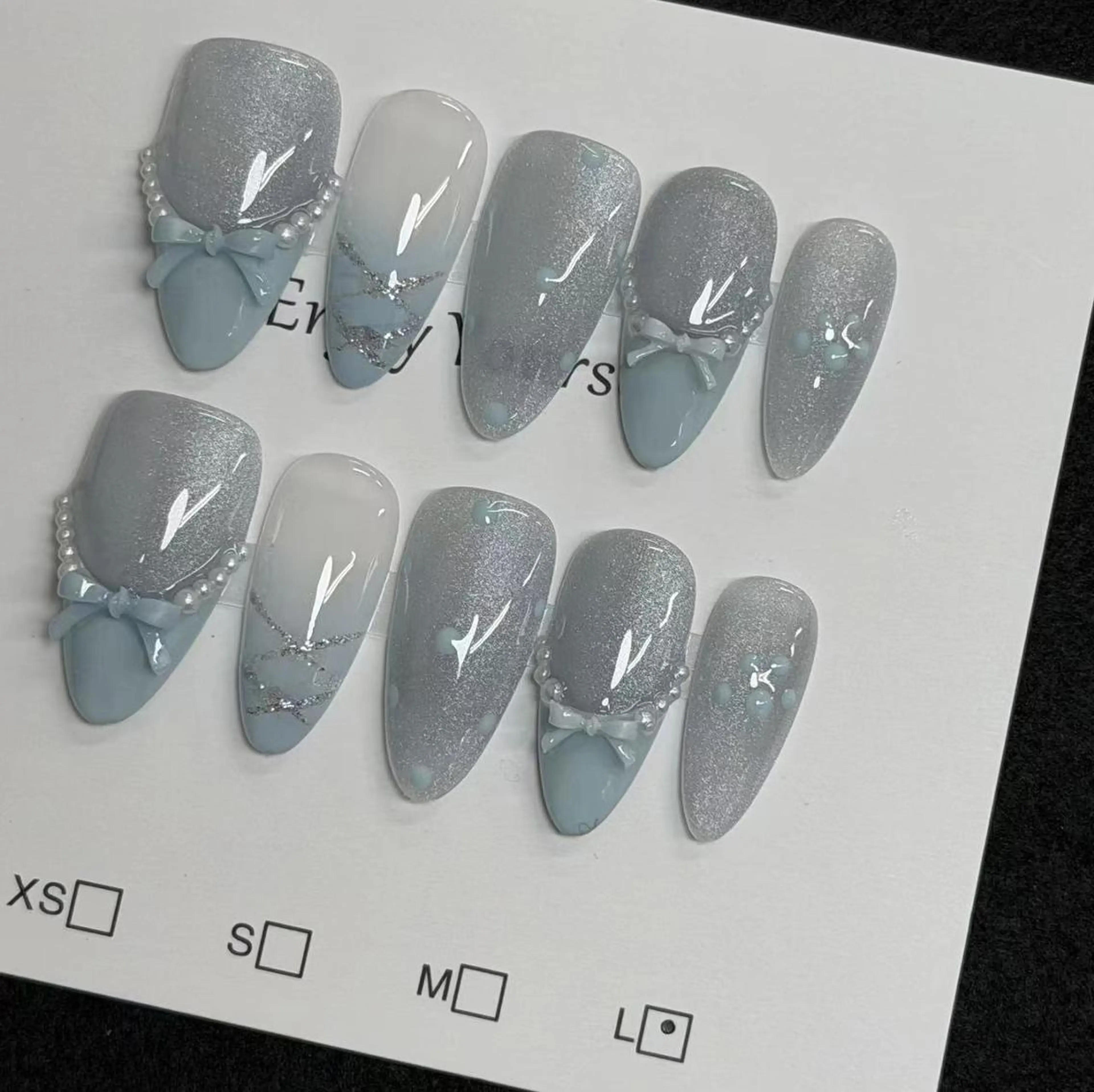 ネイル ハンドネイル ハンドケア メイ 💅のネイルデザイン
