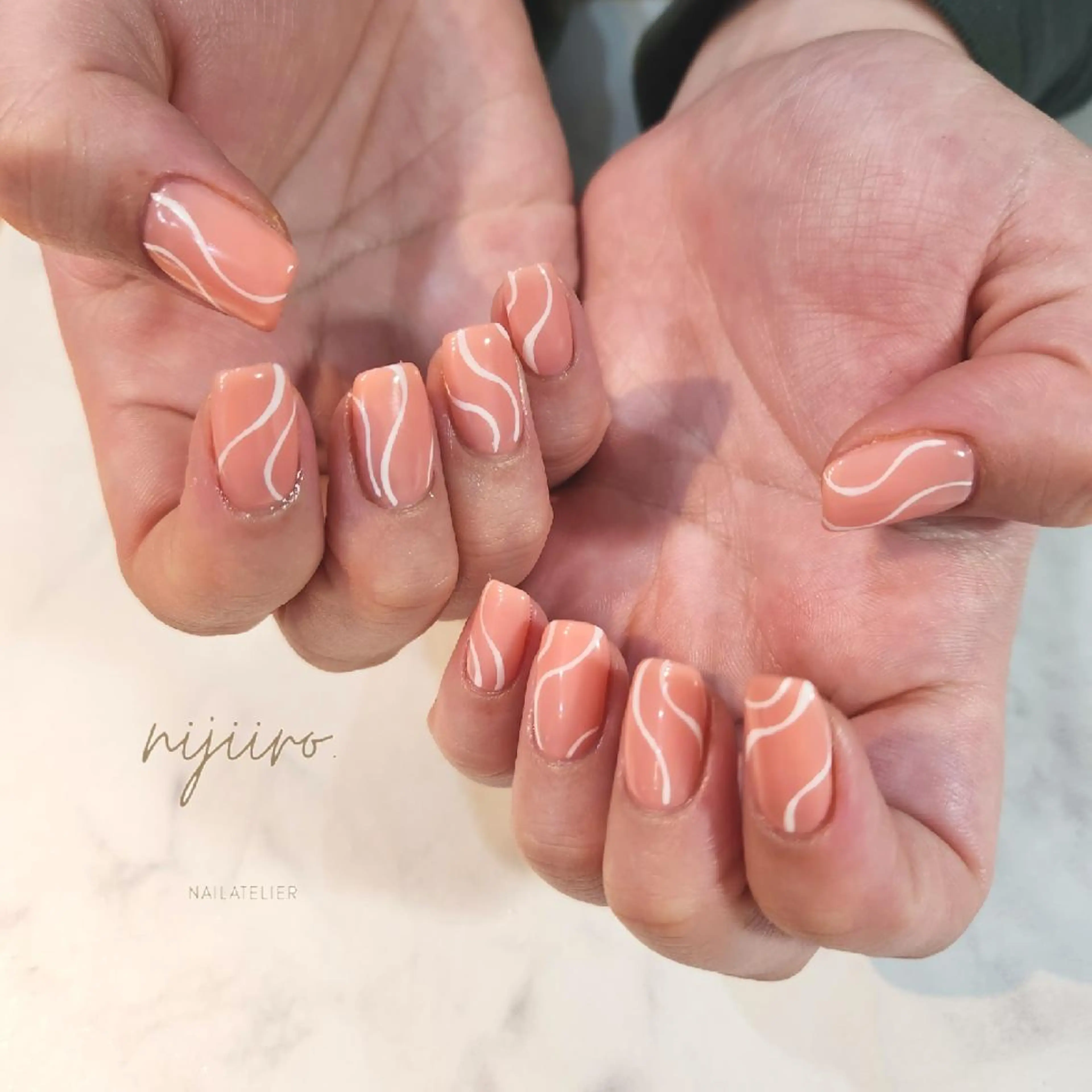 ネイル ハンドネイル nailatelier nijiiro.所属・nijiiro🌈 サトウのネイルデザイン