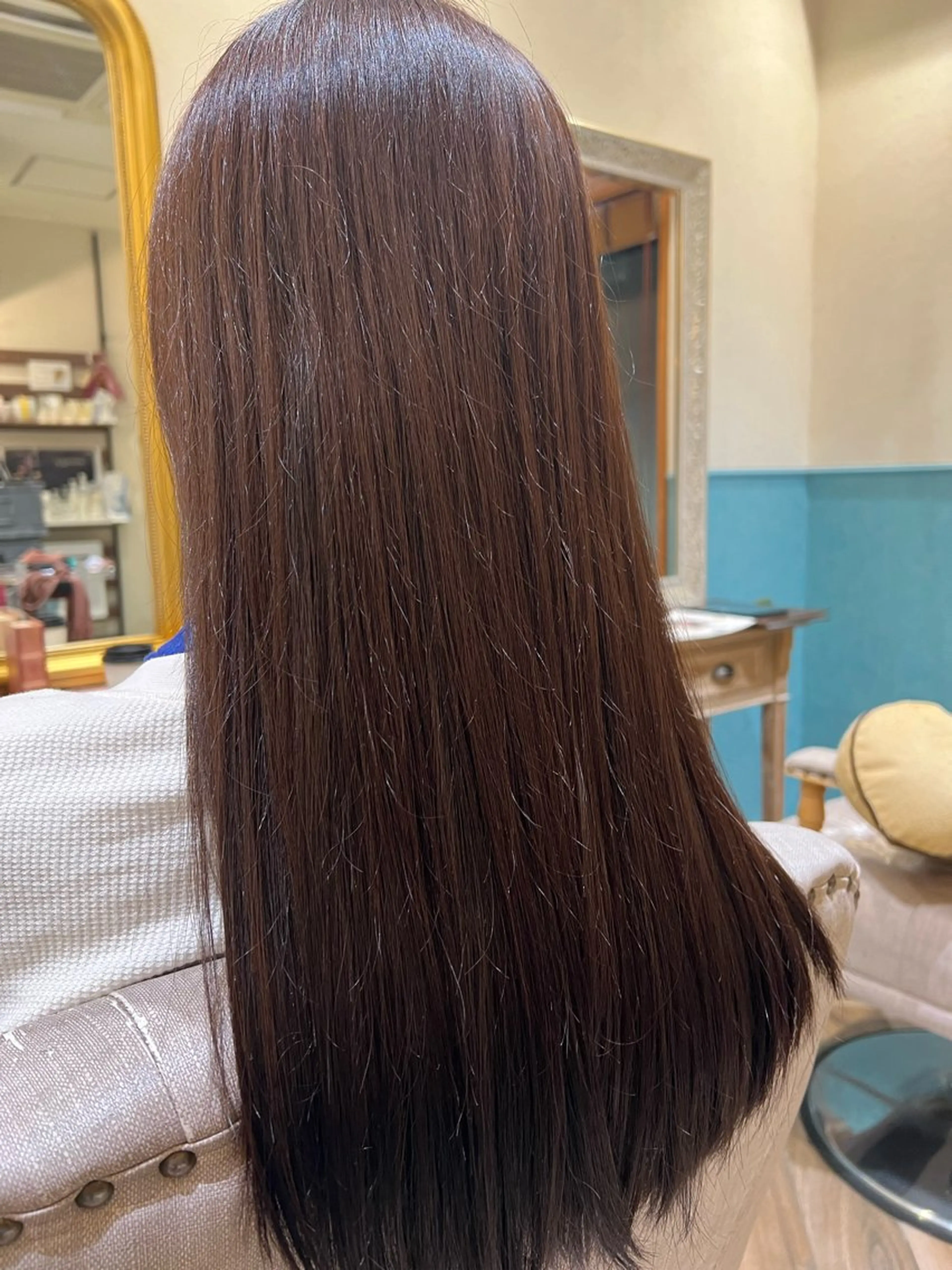 ロング カラー ブラウンカラー 透明感カラー カット ヘアカラー 城 梨音のヘアスタイル