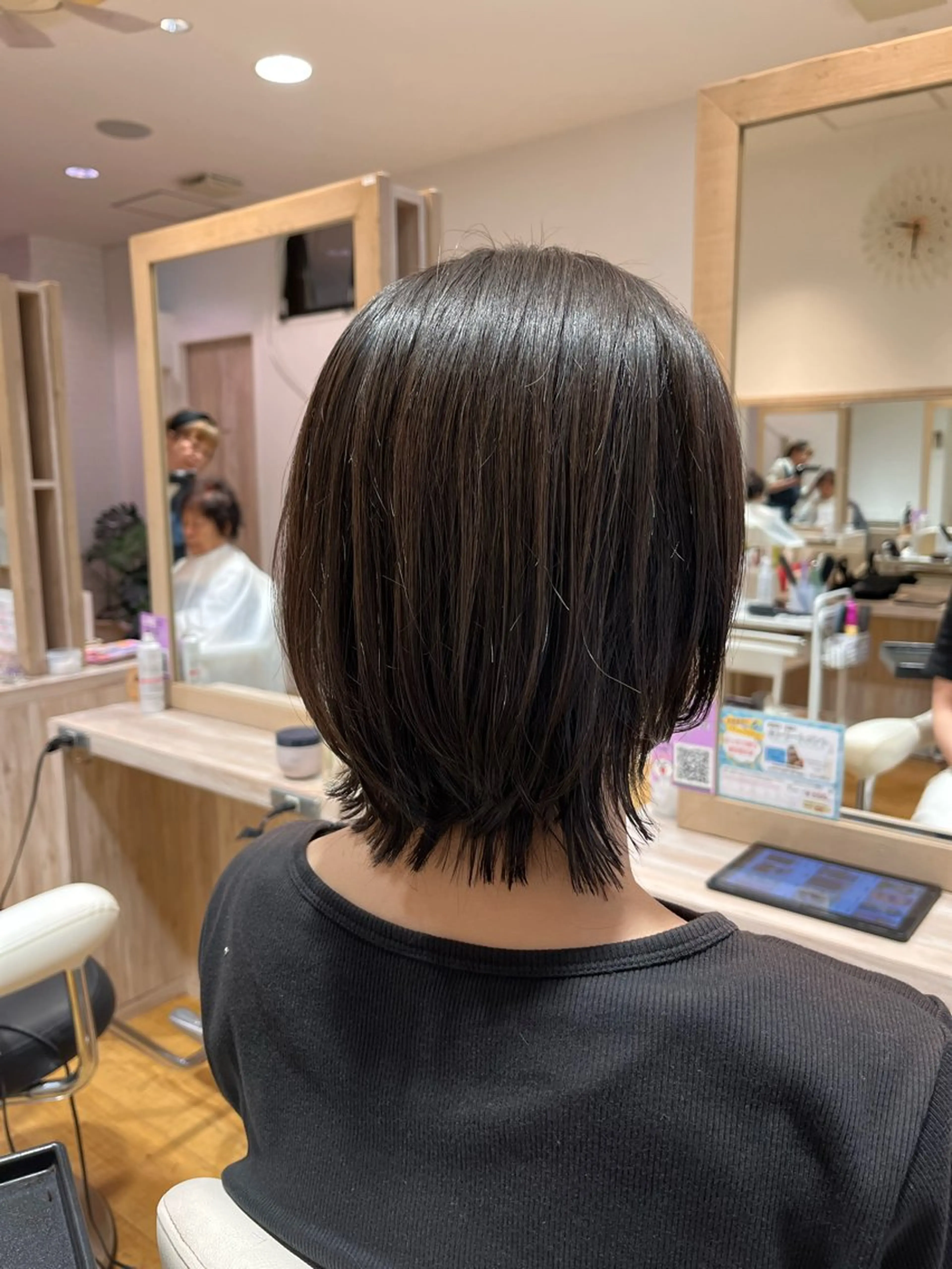ミディアム emma 星野のヘアスタイル
