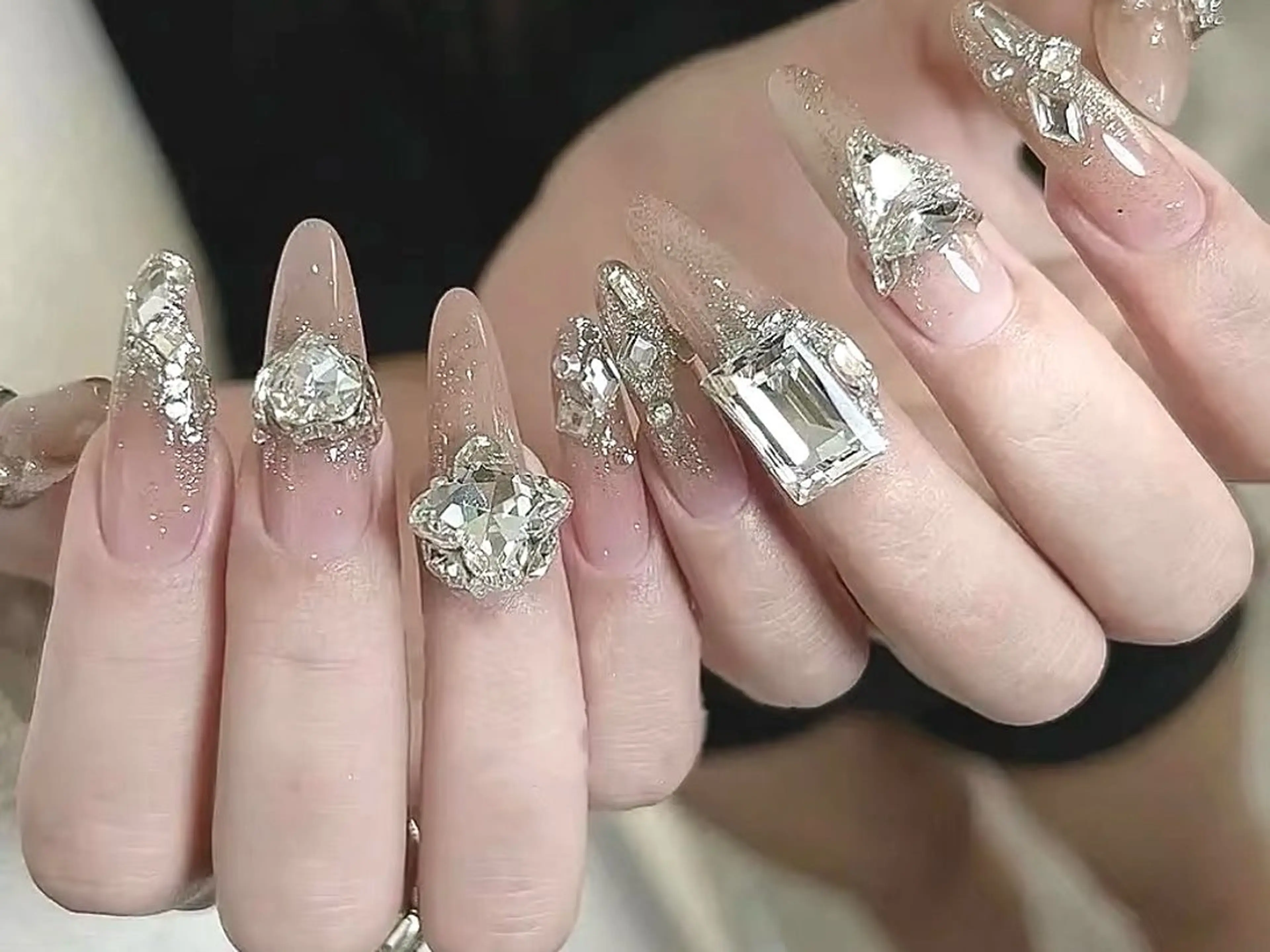 ネイル ハンドネイル TOUTOU所属・TOUTOU. Yuriのネイルデザイン