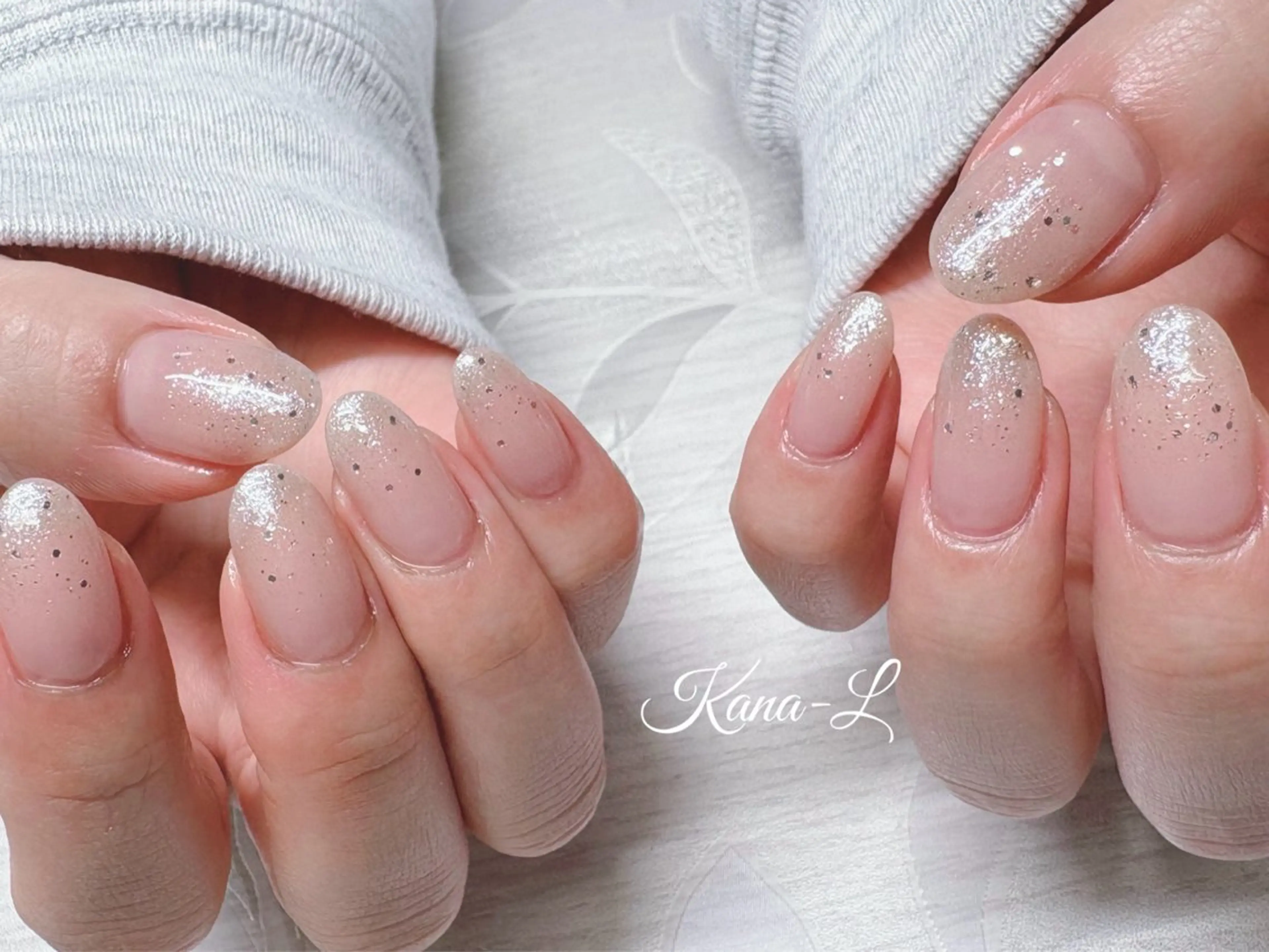 ネイル 芦辺 香奈のネイルデザイン