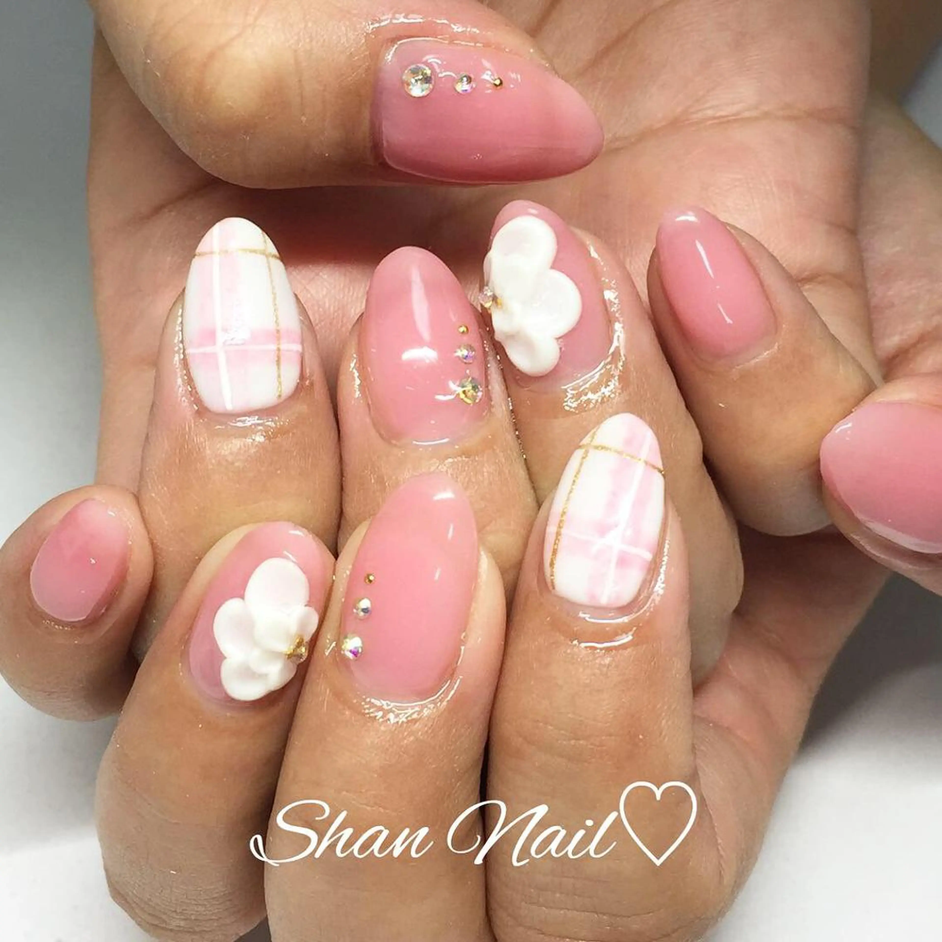 ネイル Shan Nailのネイルデザイン